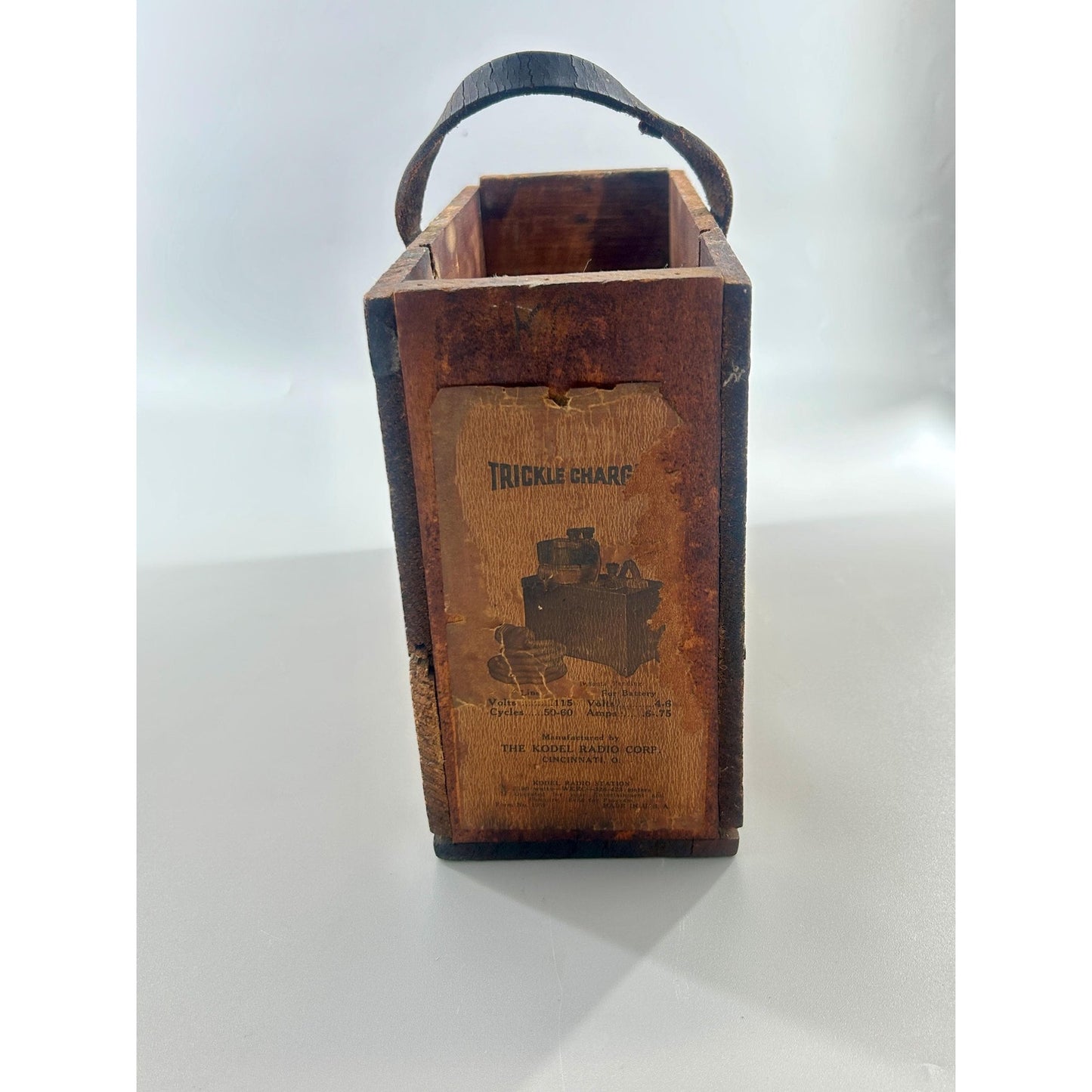 Antique Kodel Radio Battery Box I.C. 19 Electrolyte 8 Oz Wood Carrier Leather Strap Trickle Charger Cincinnati Ohio 1920s