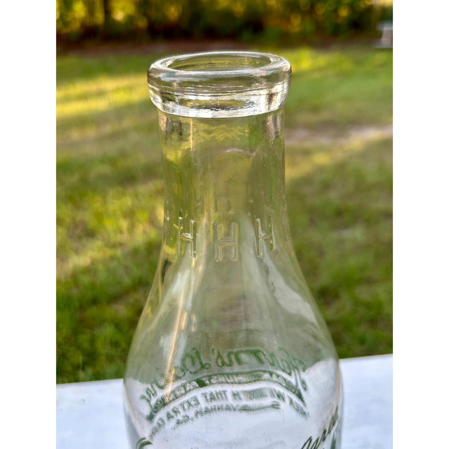 1944 Vintage Harms Dairy Oakhurst Farm Savannah GA Quart Milk Bottle Green ACL Family Graphic