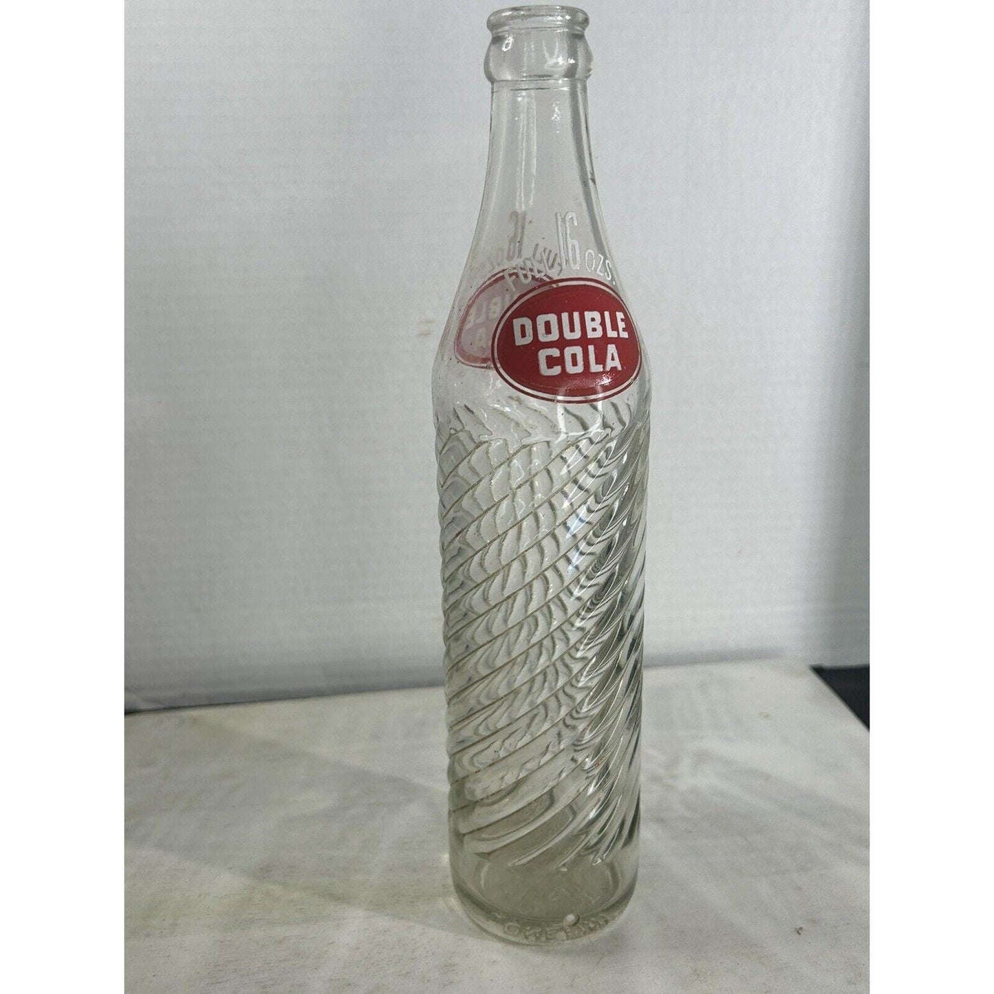 Vintage Double Cola 16 oz Swirl Glass Soda Bottle – Red & White ACL Label – Spiral Design – Mid Century Soda Pop Collectible Advertising.