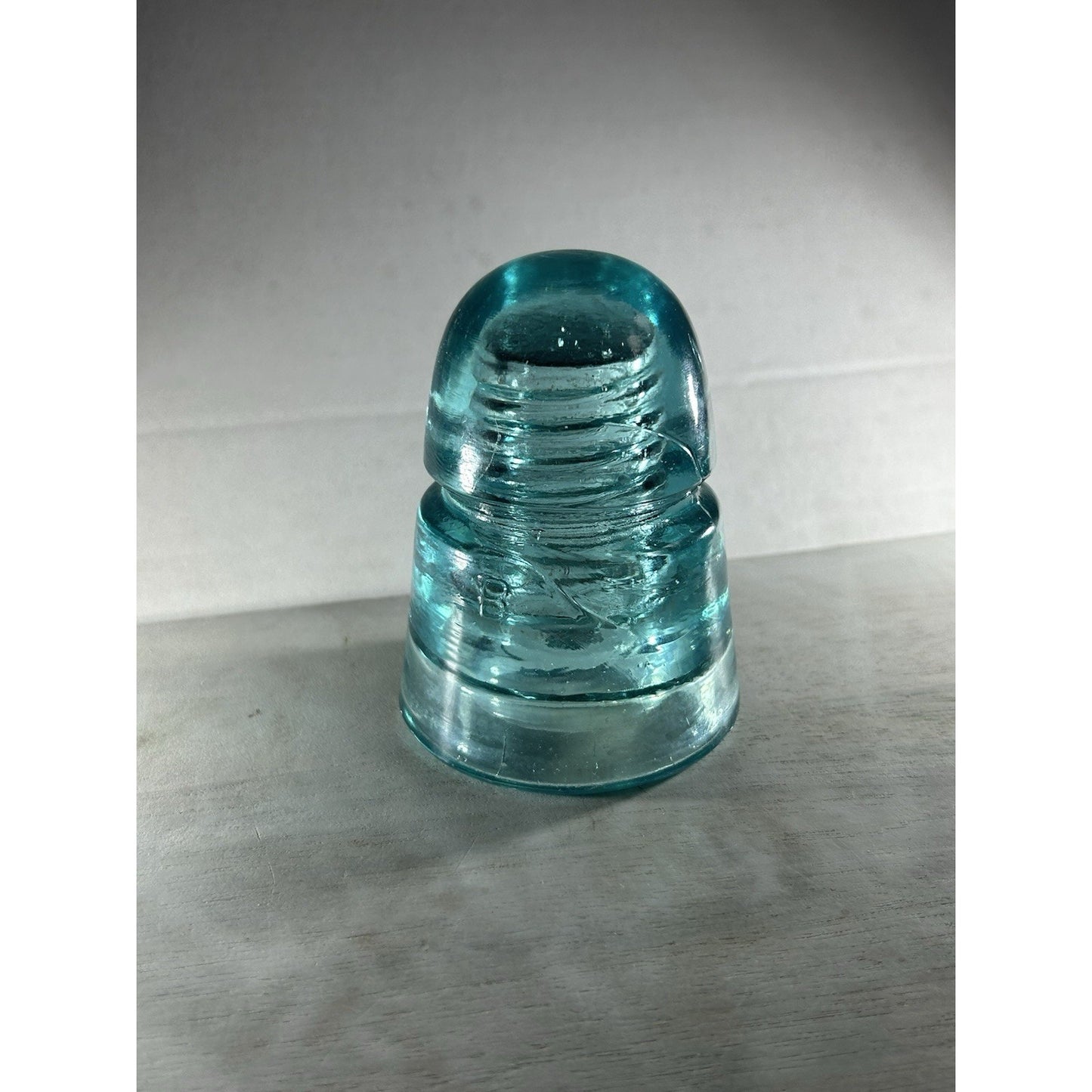 Gorgeous Vintage Ice Blue Brookfield CD 145 Beehive Glass Insulator . Great Cond