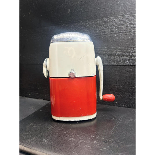 Vintage Rival Ice-O-Mat ice crusher red white Vogue Model 455 mid century countertop kitchen appliance front