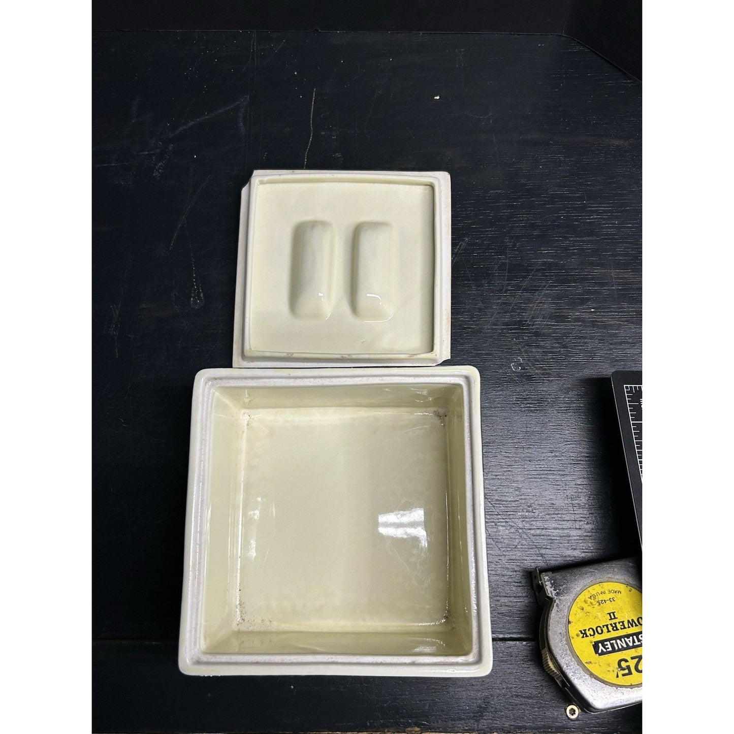Vintage Hall's Covered Refrigerator Dish Silhouette Deco USA 1940s Mid Century