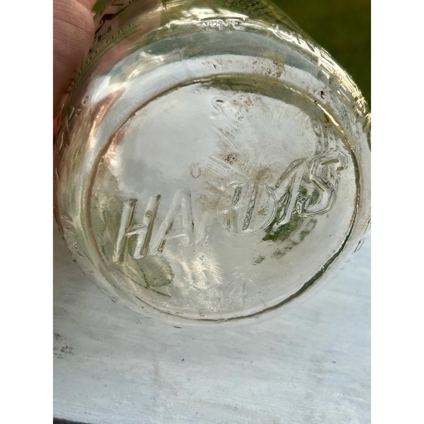 1944 Vintage Harms Dairy Oakhurst Farm Savannah GA Quart Milk Bottle Green ACL Family Graphic