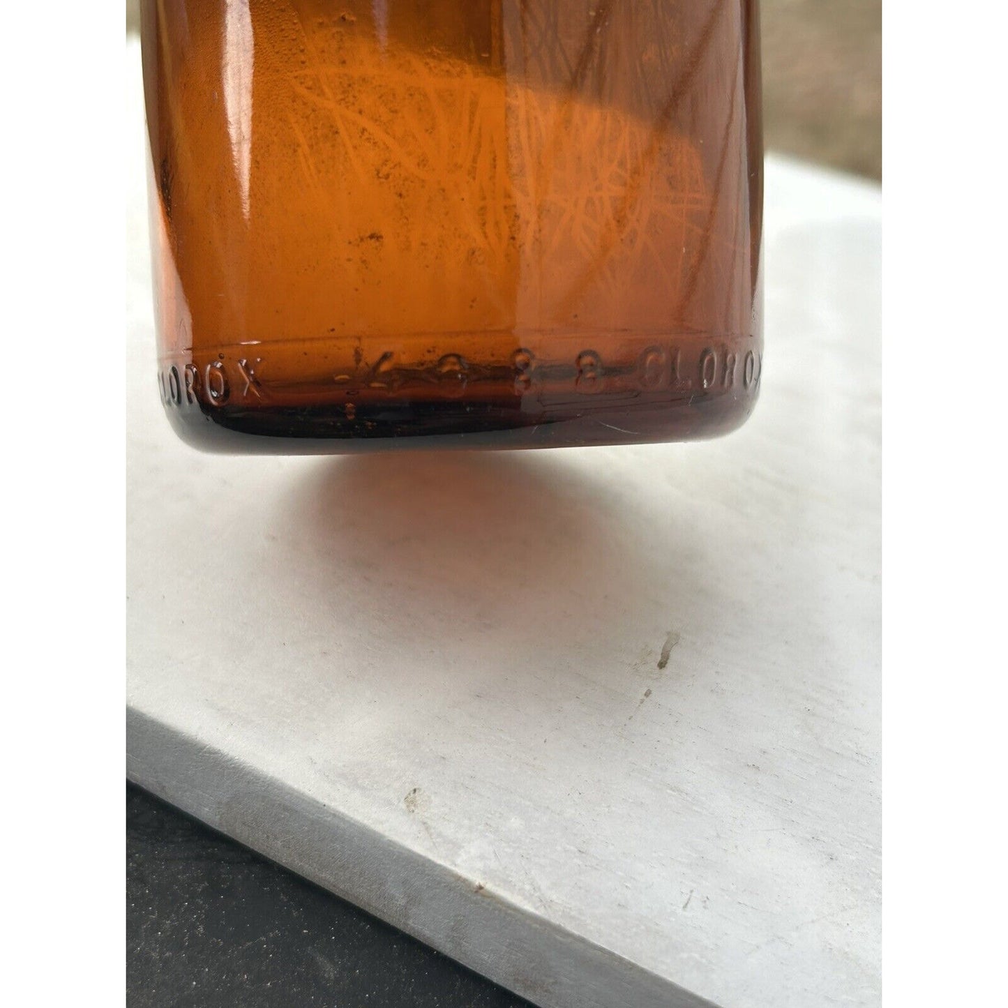 1929 Clorox amber glass 16oz bottle natural light