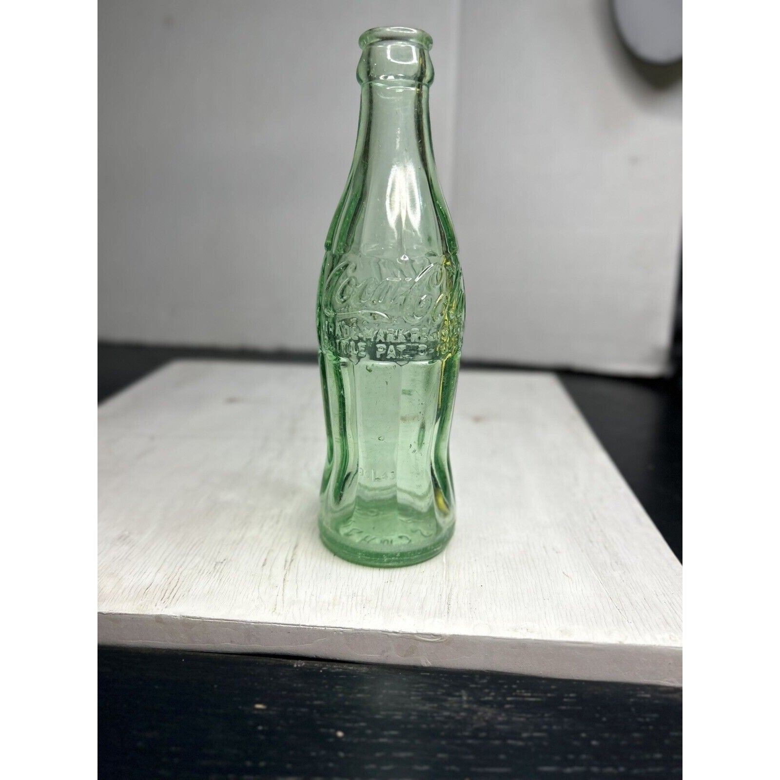 1939 Coca-Cola WWII era hobble skirt bottle side profile