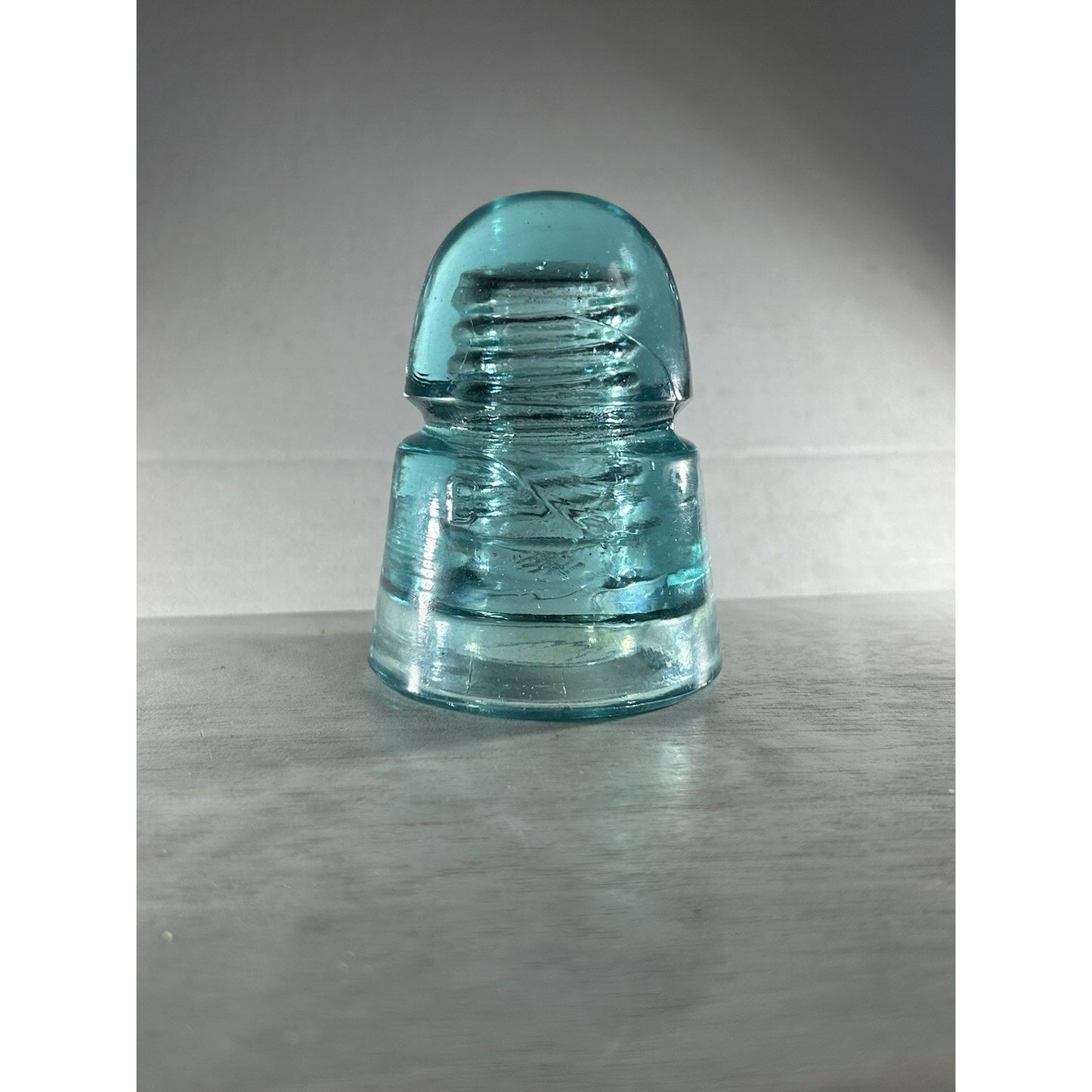 Gorgeous Vintage Ice Blue Brookfield CD 145 Beehive Glass Insulator . Great Cond