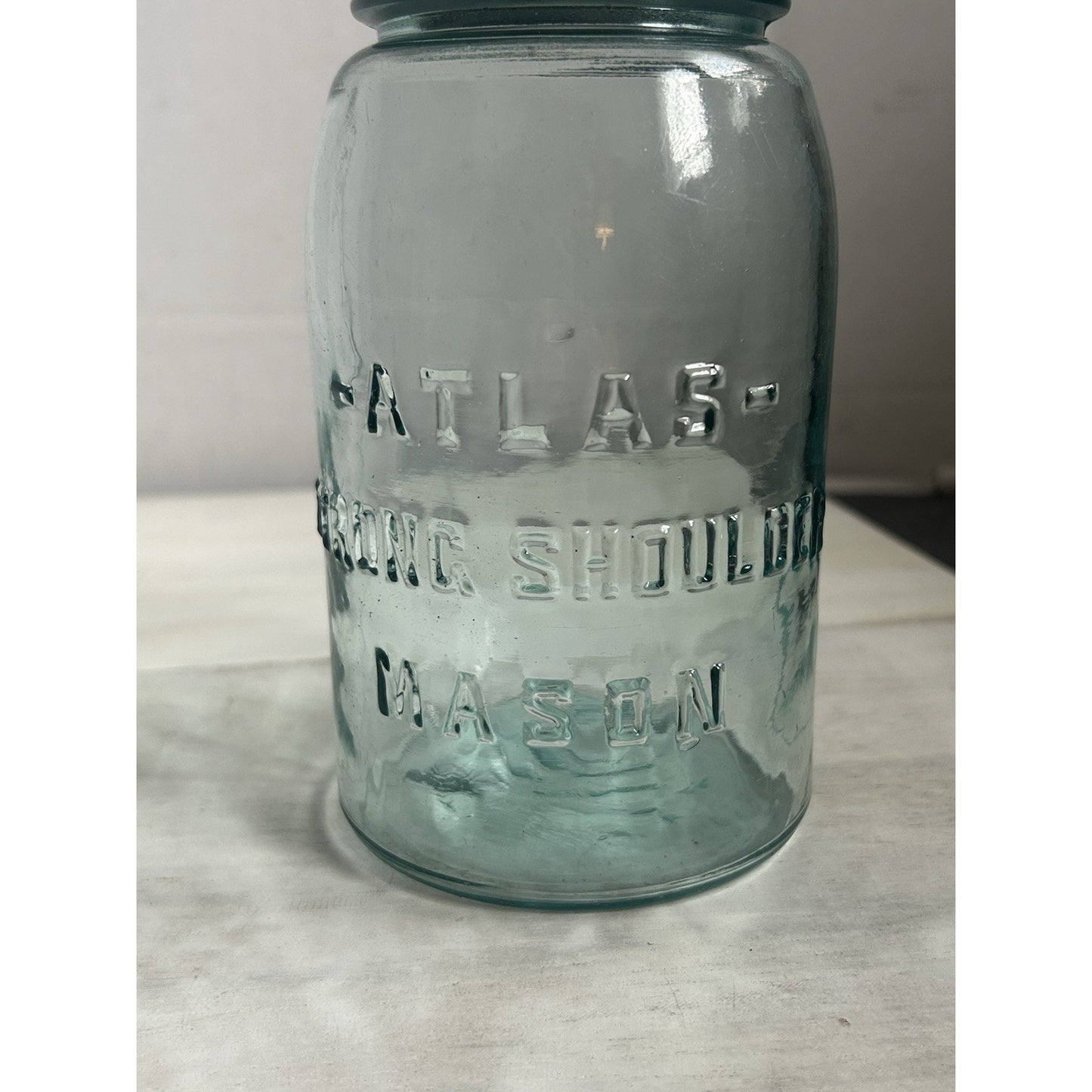 Vintage Atlas Strong Shoulder Mason Jar Aqua Blue w/ Zinc Lid – Quart – 1930s