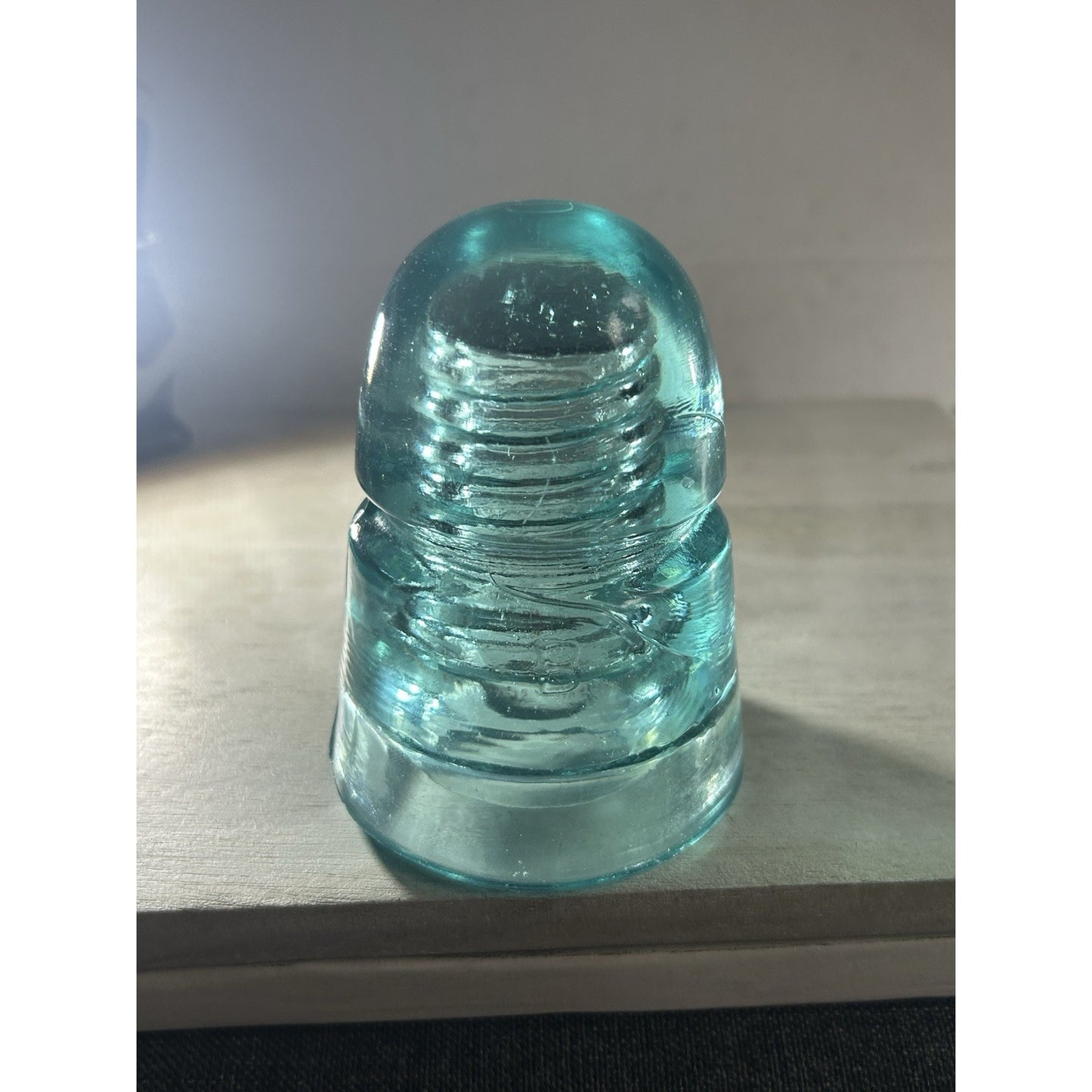 Gorgeous Vintage Ice Blue Brookfield CD 145 Beehive Glass Insulator . Great Cond