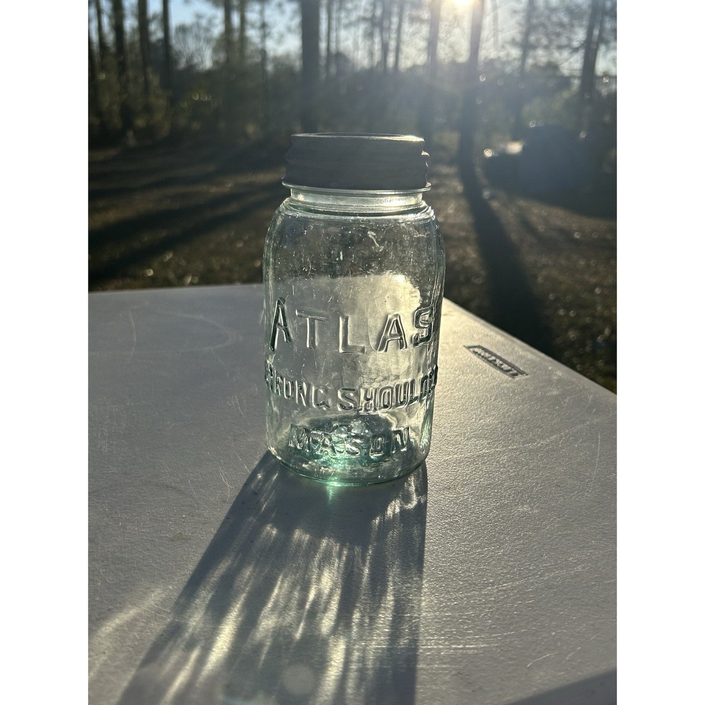 Antique Atlas Strong Shoulder Quart Canning Jar — Light Cornflower Blue — Seed Bubble Glass — Rare Color Variant