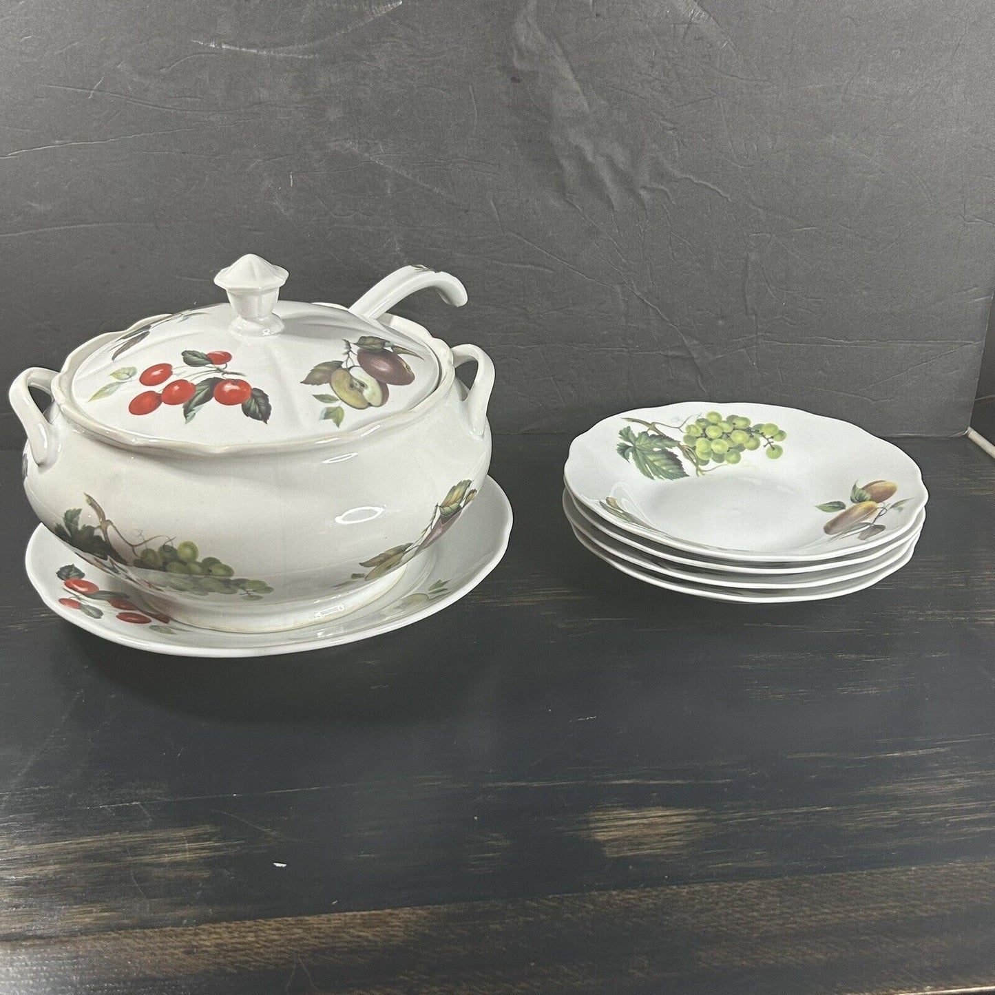 BIA International Cordon Bleu Fruit Tureen with Underplate, Ladle & 4 Soup Bowls