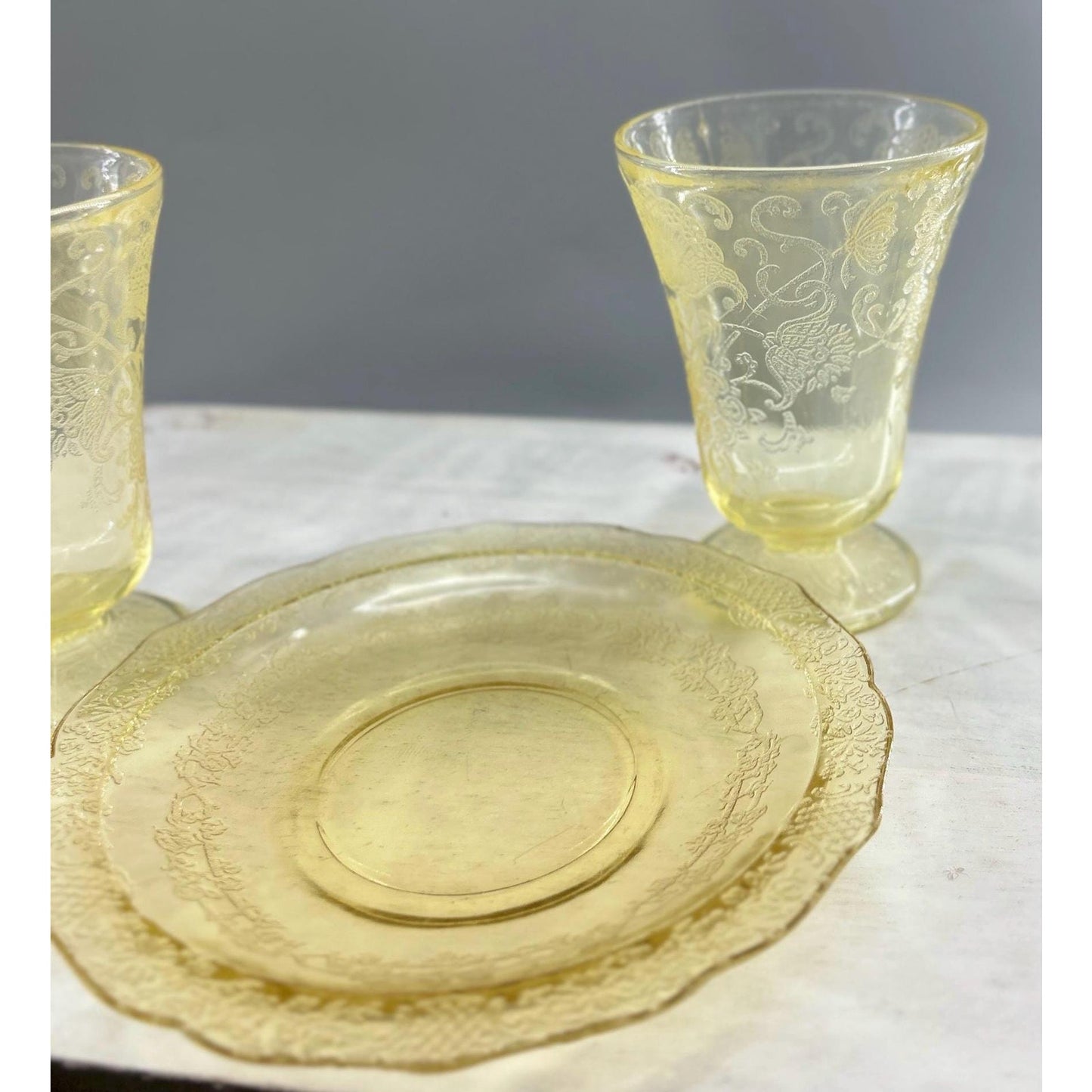 Federal Glass Madrid Yellow Depression Set Tumblers & Plate 1930s