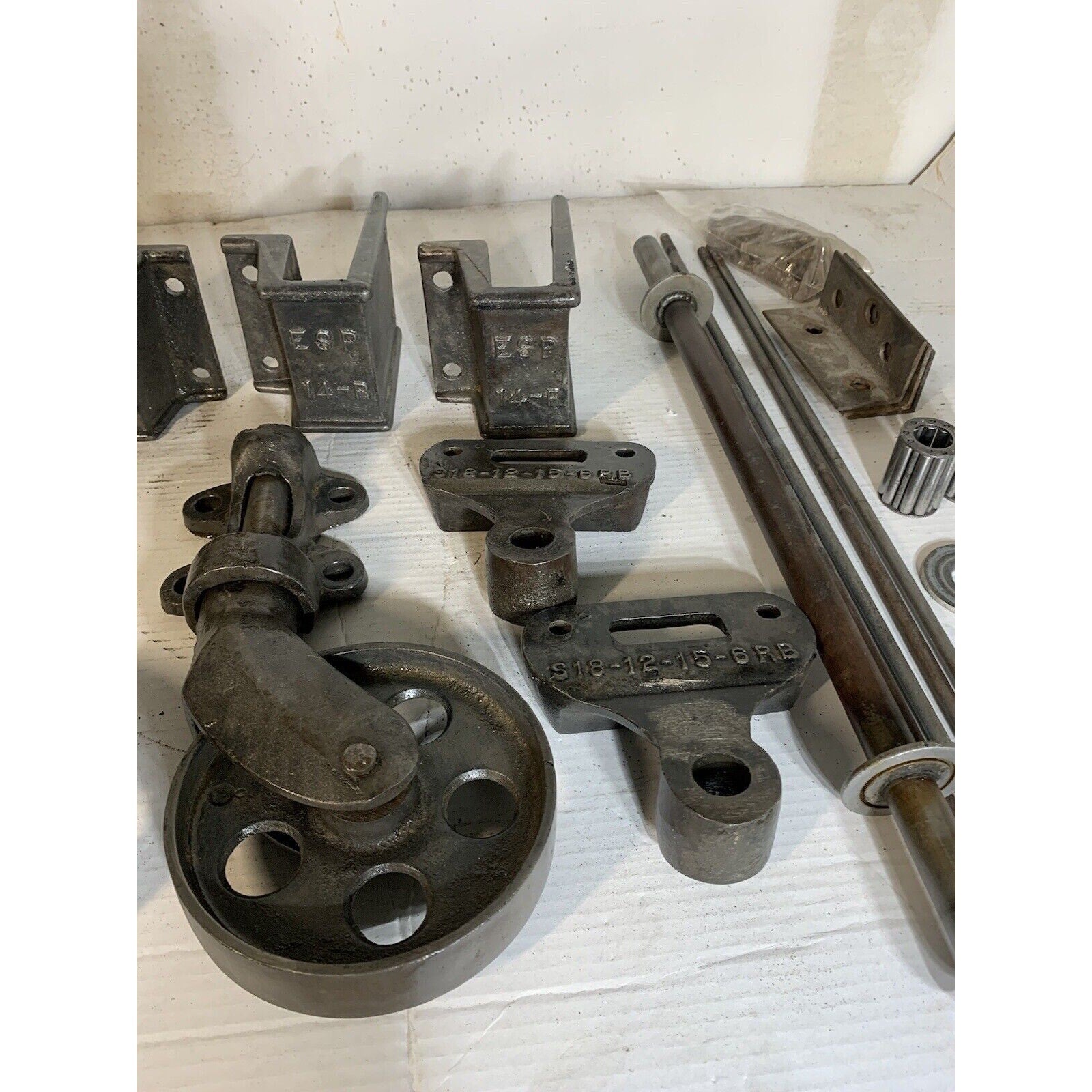 Antique Lineberry cart axle rod hardware assembled view