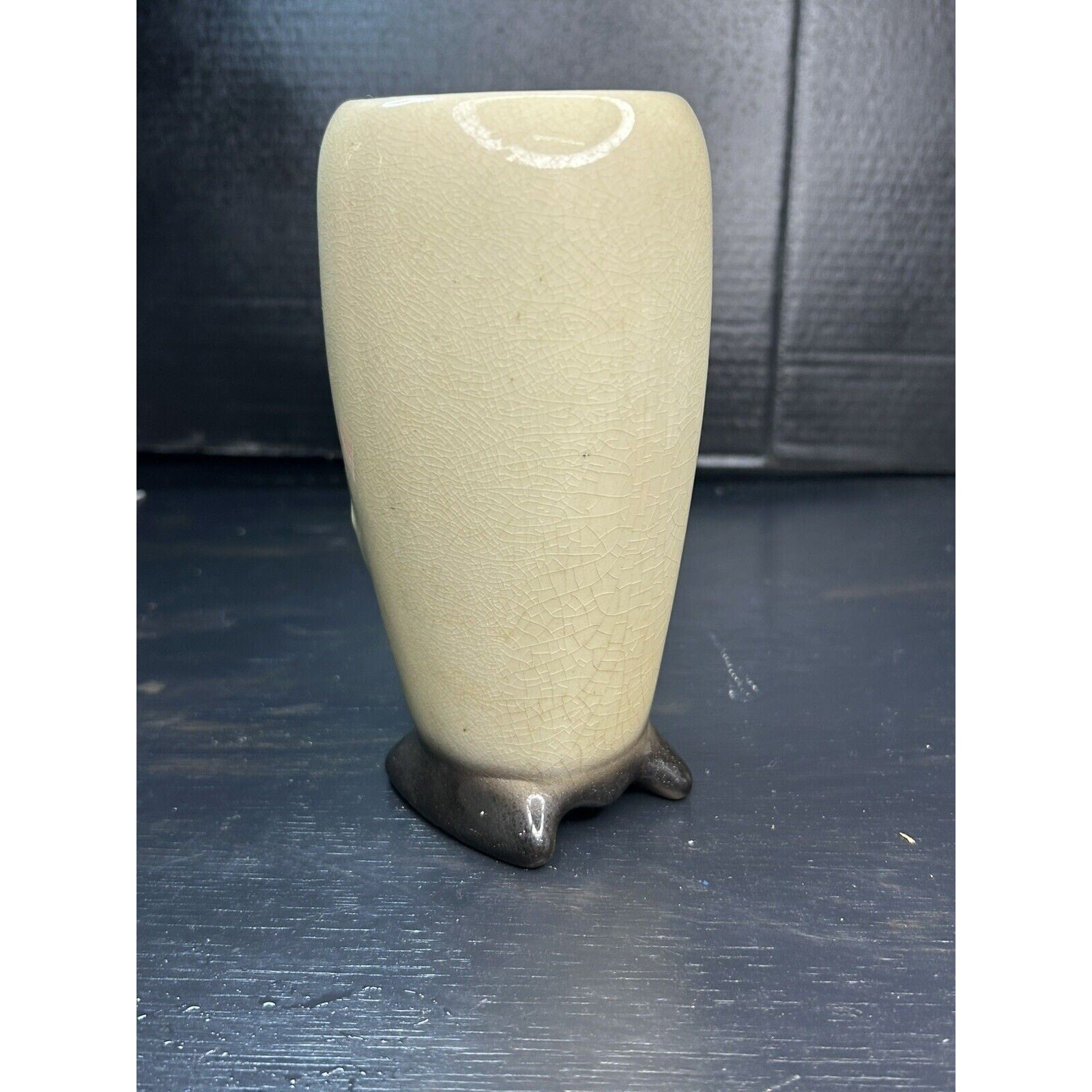 Leaf vine porcelain vase vintage 8 inch overall condition