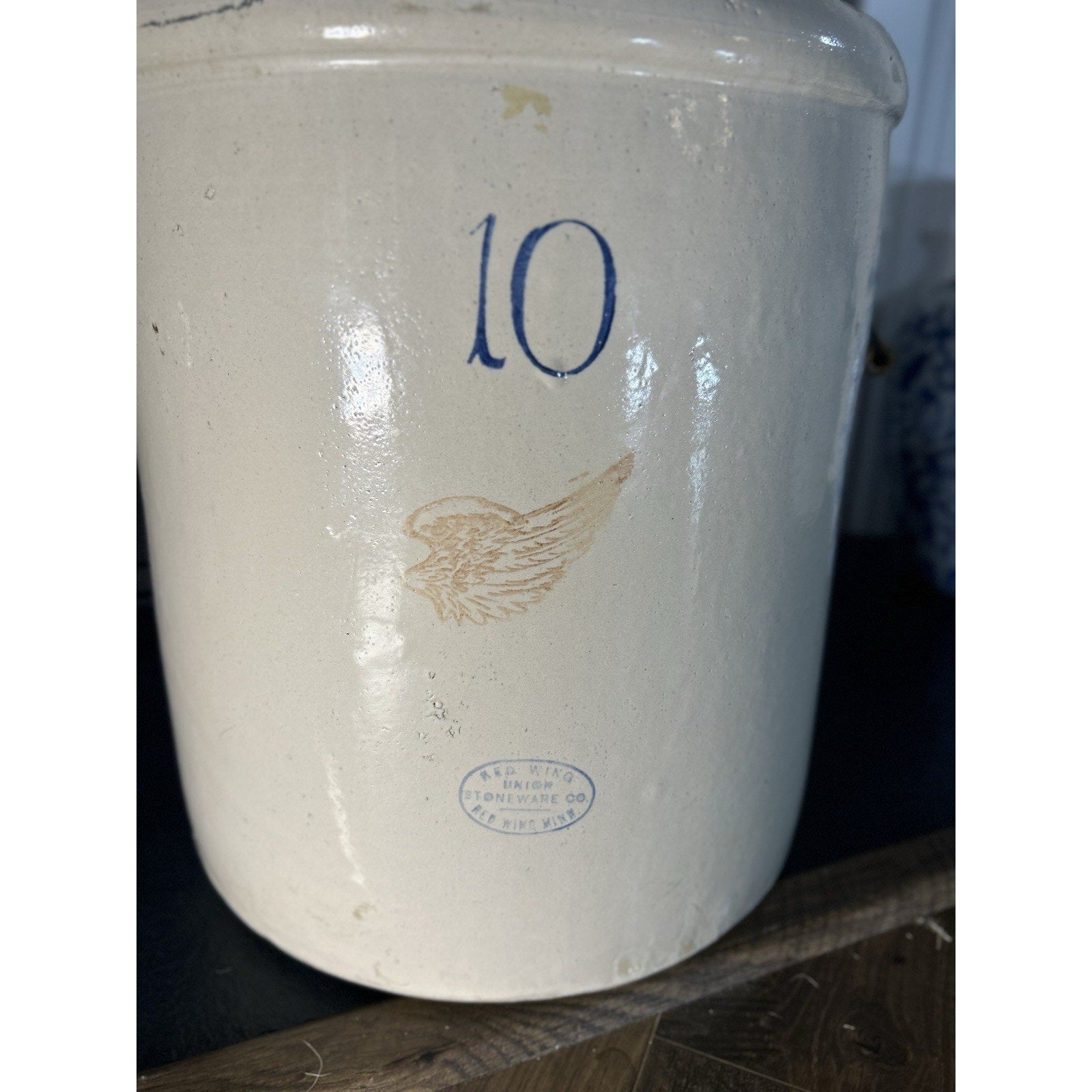 Red Wing 10 gallon stoneware crock wing logo detail farmhouse