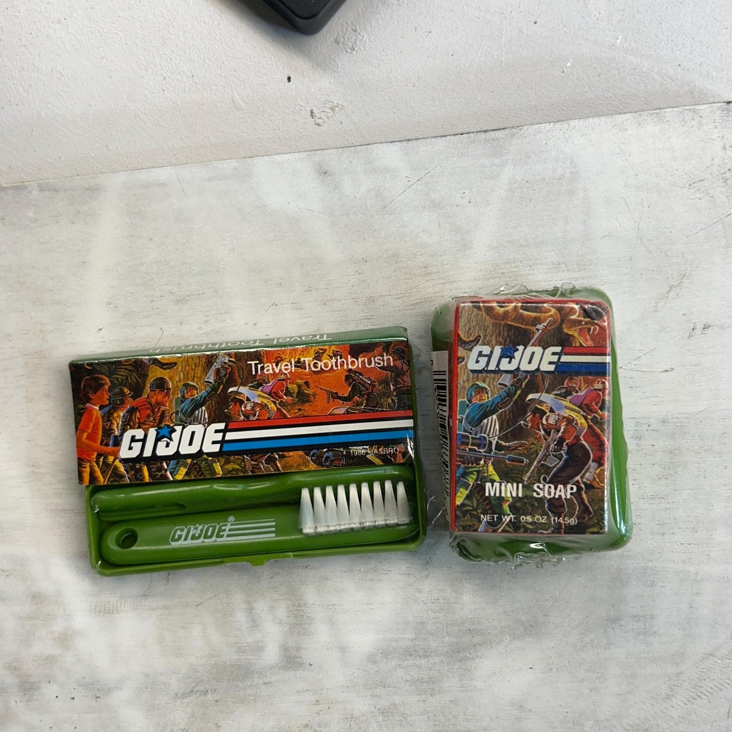Vintage 1986 G.I. Joe Travel Toothbrush & Mini Soap Set – Hasbro Sealed Toiletries with Original Packaging – Retro Action Figure Toy