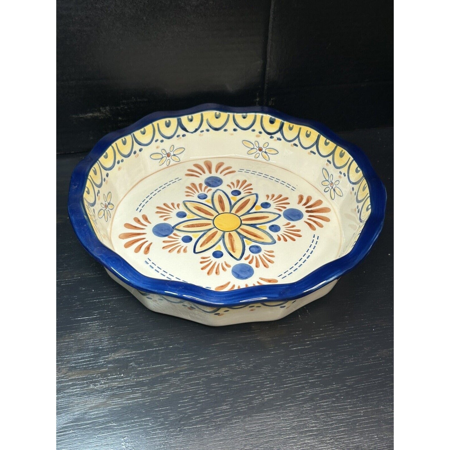 Cooks Tradition quiche dish basket full profile 2