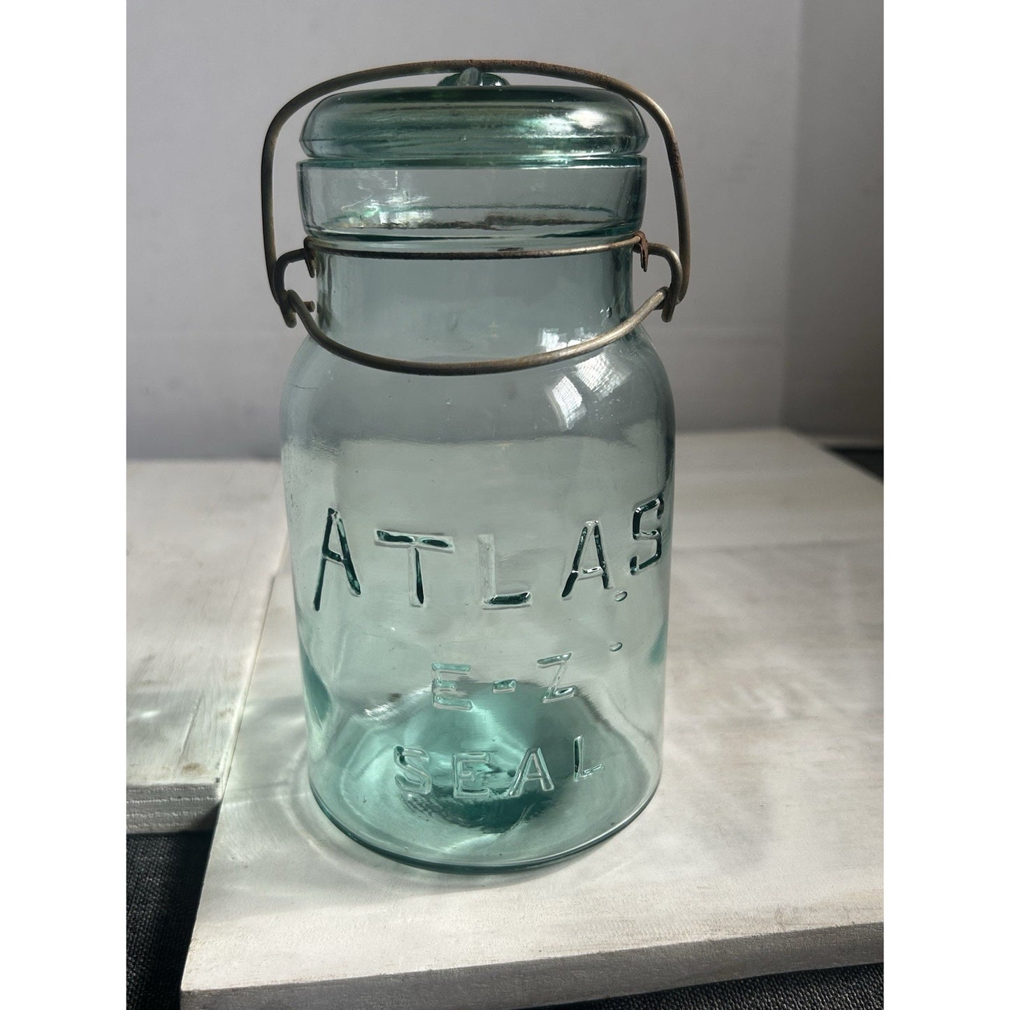 Vintage Atlas E-Z Seal Quart Jar Light Blue w/ Original Lid & Wire Bail – 1930s