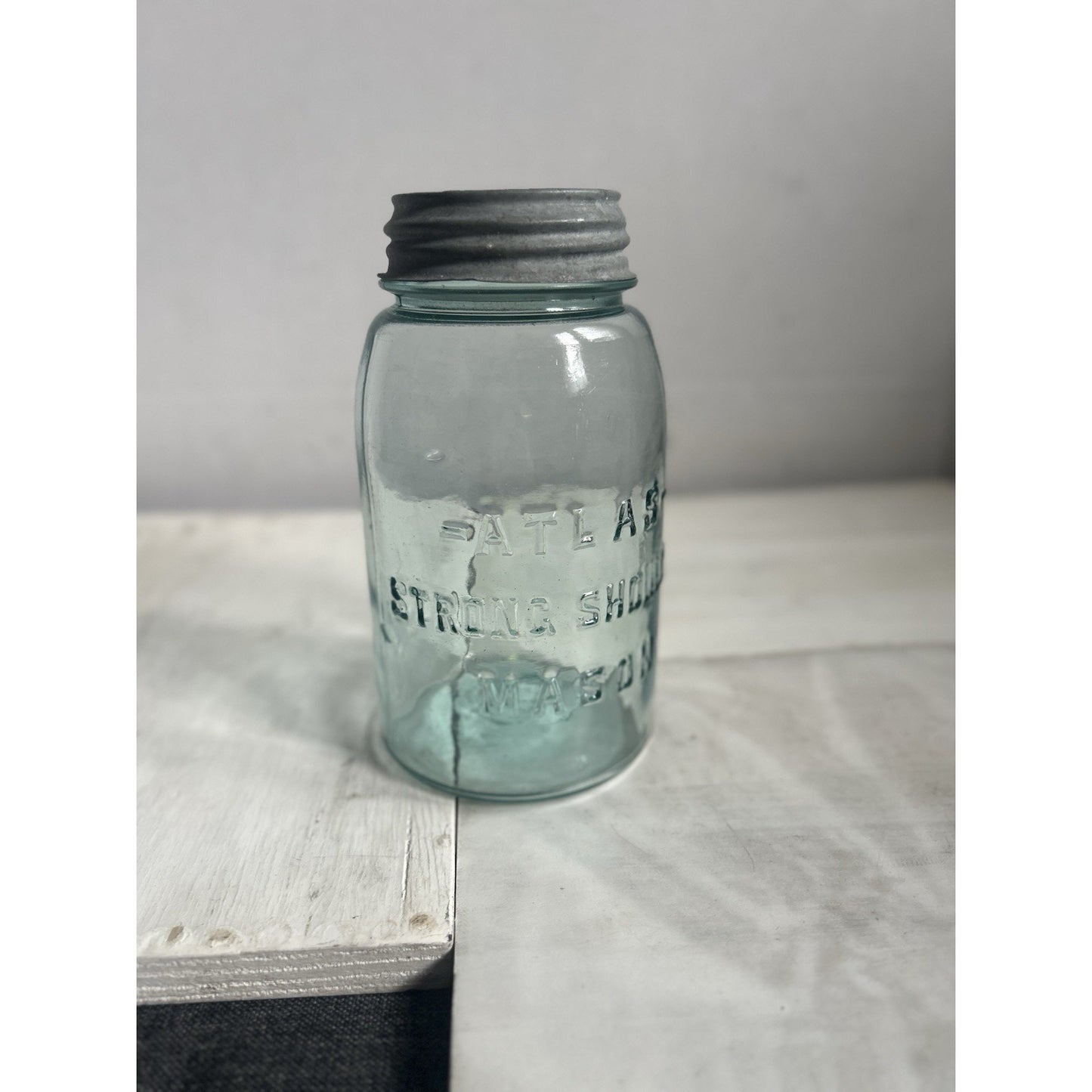 Vintage Atlas Strong Shoulder Mason Jar Aqua Blue w/ Zinc Lid – Quart – 1930s