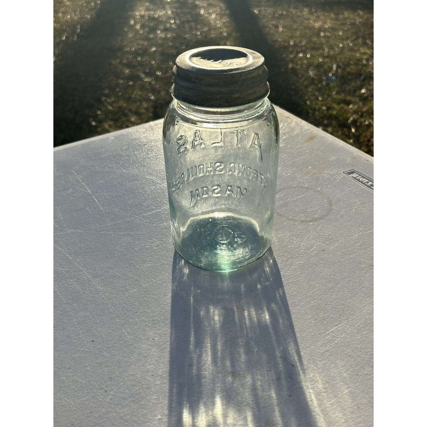 Antique Atlas Strong Shoulder Quart Canning Jar — Light Cornflower Blue — Seed Bubble Glass — Rare Color Variant