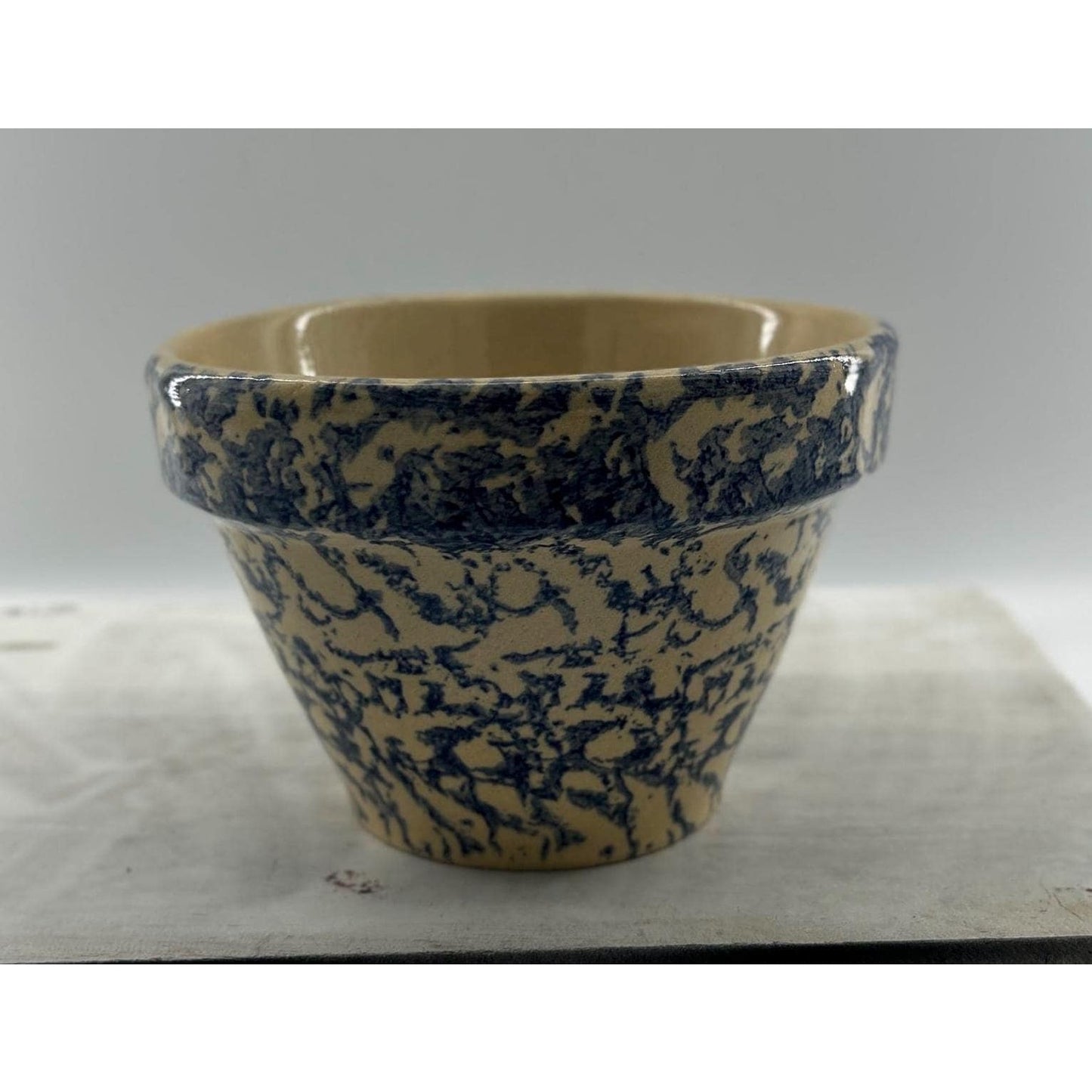 Roseville Ohio Spongeware Bowl — Blue Spatterware — Vintage Serving / Mixing Bowl — Farmhouse Pottery