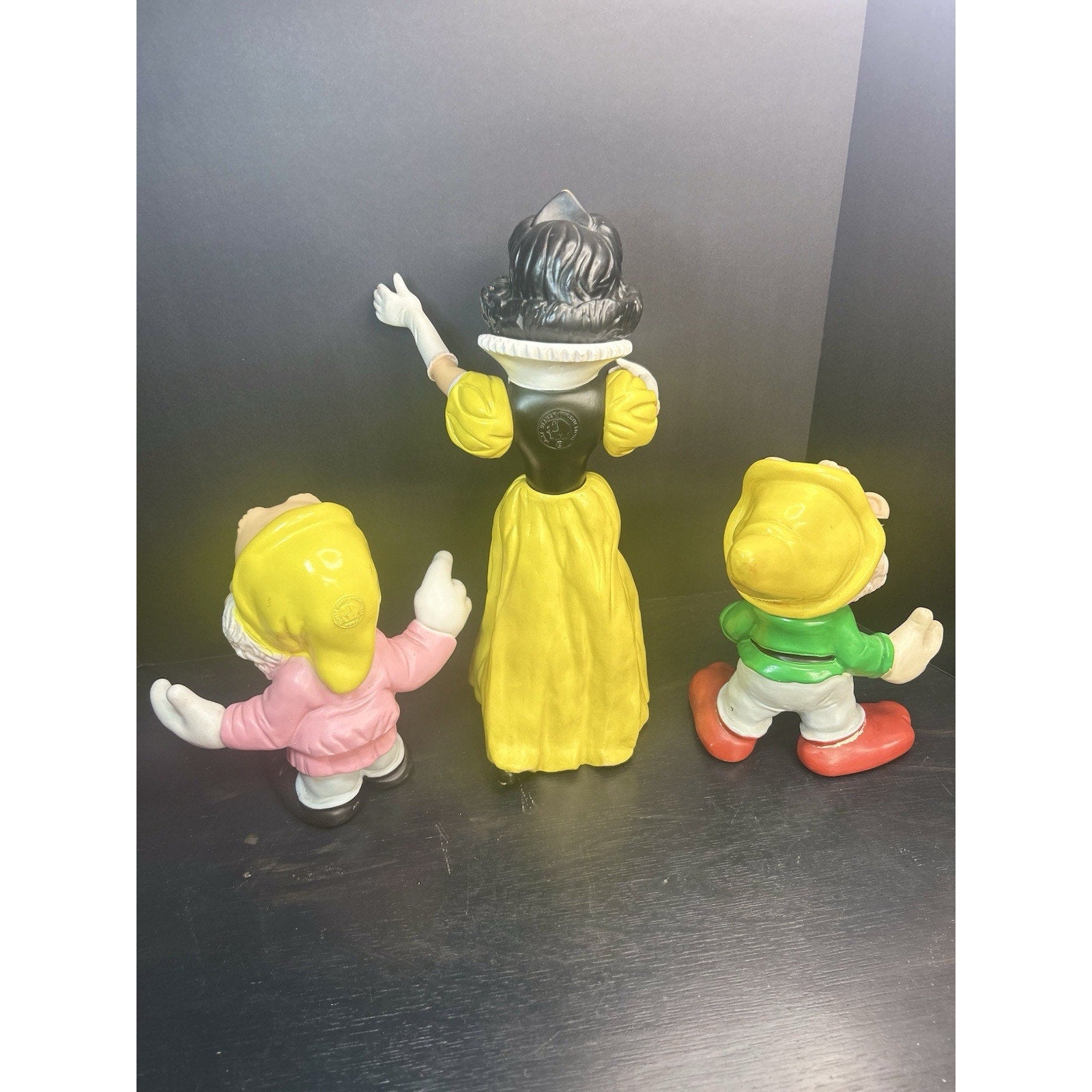 1963 Disney Italy Snow White rubber squeaky toy condition detail