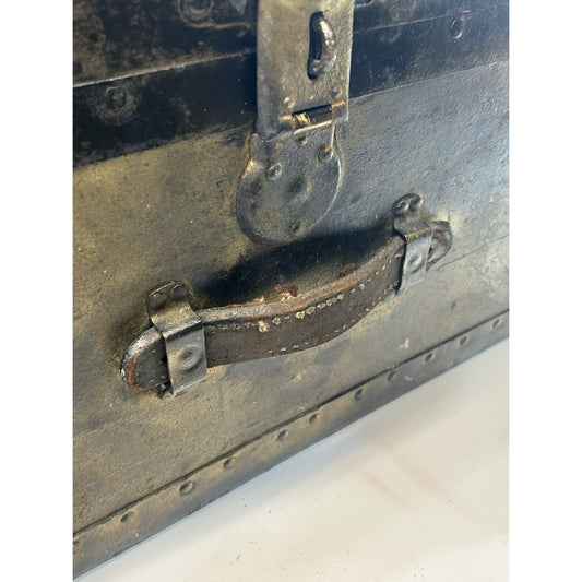 Antique Steamer Trunk Footlocker Chest Metal Rivet Vintage Travel Case 1920’s