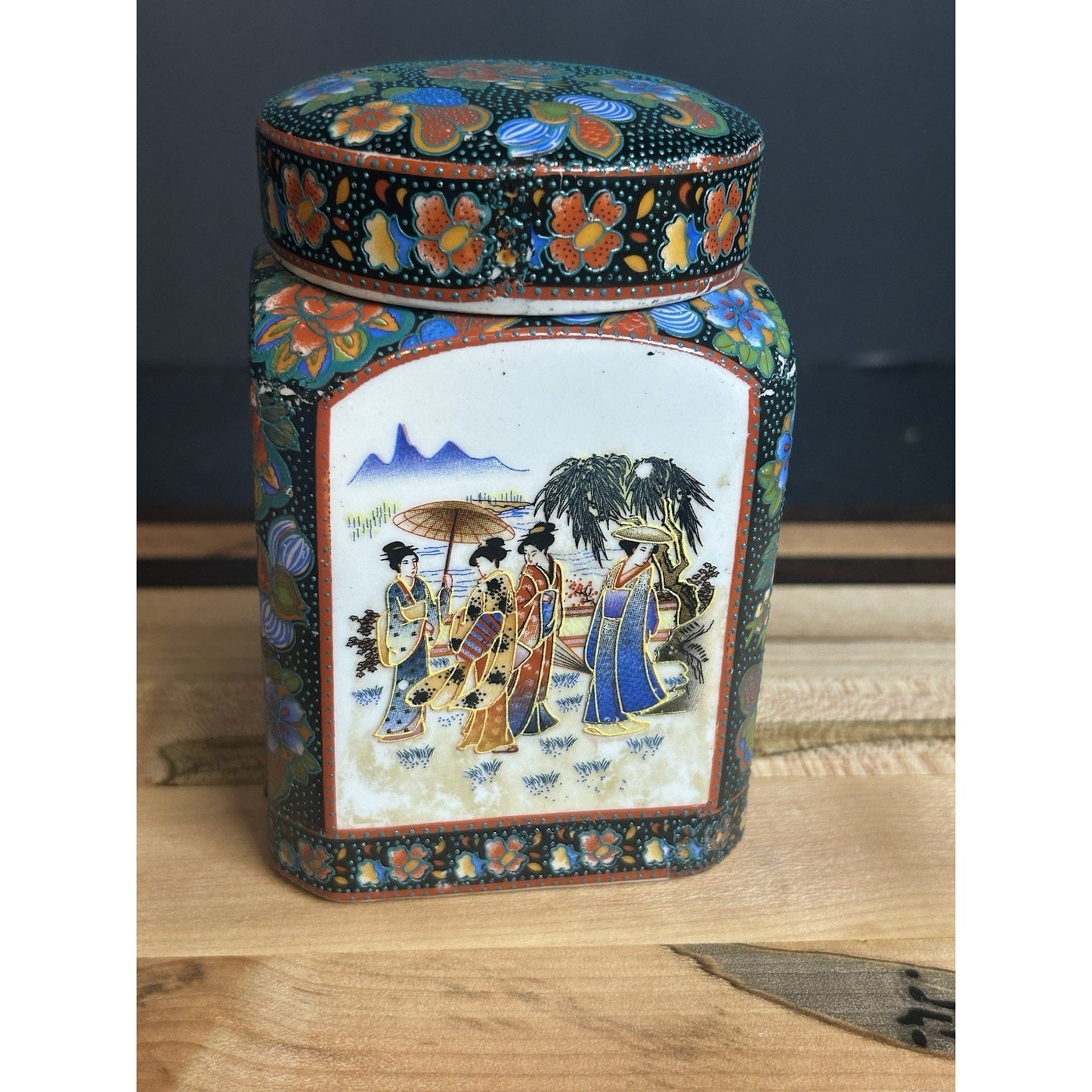 Antique Canton enamel tea caddy Chinese floral all angles