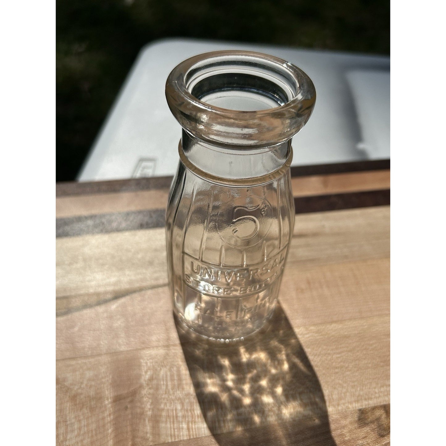 Mint Vintage Half Pint Universal Store Glass Milk Dairy Bottle 5 Cent Deposit