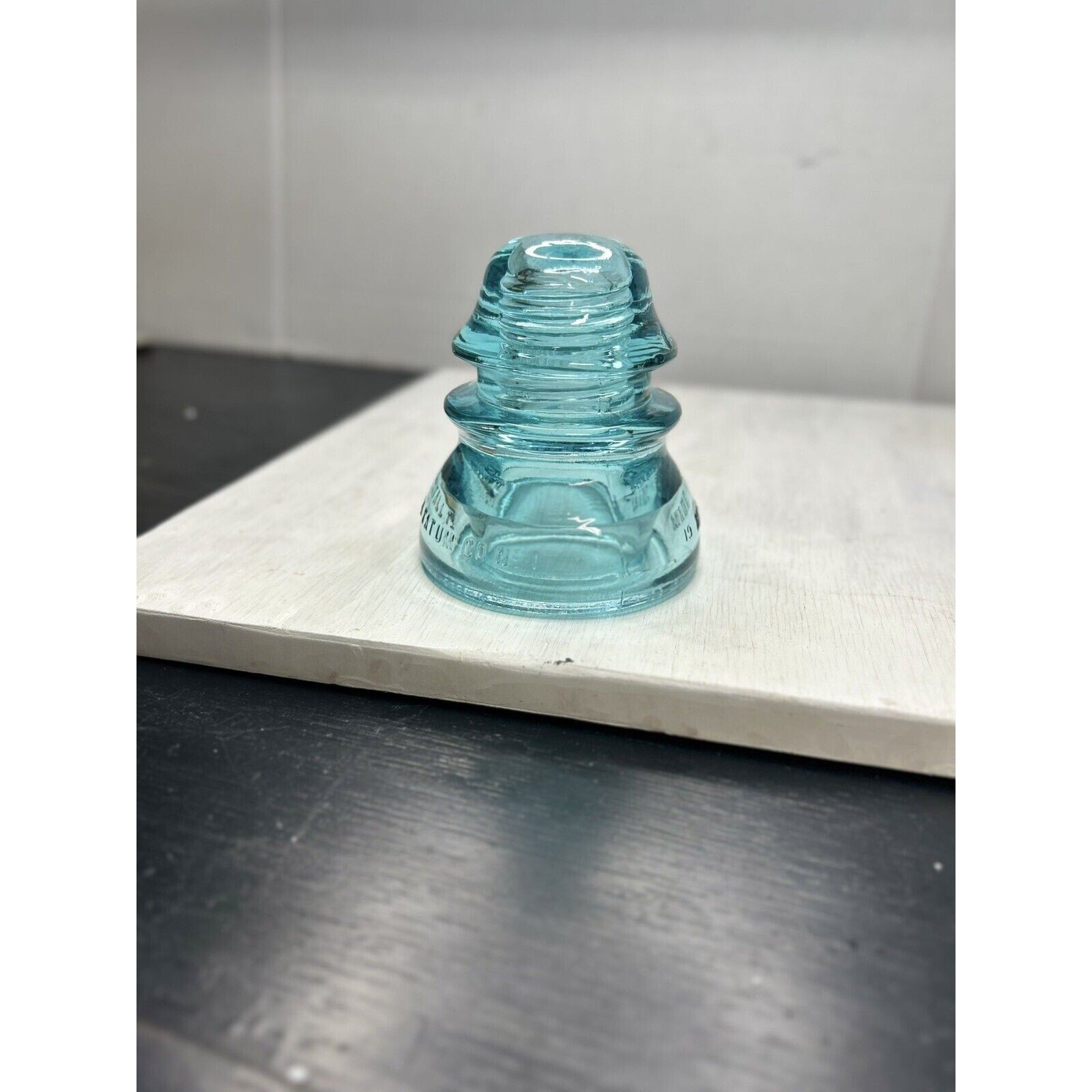 Incredible Icy Blue Vintage Whitall Tatum Co No 1 Glass Insulator Great Condition