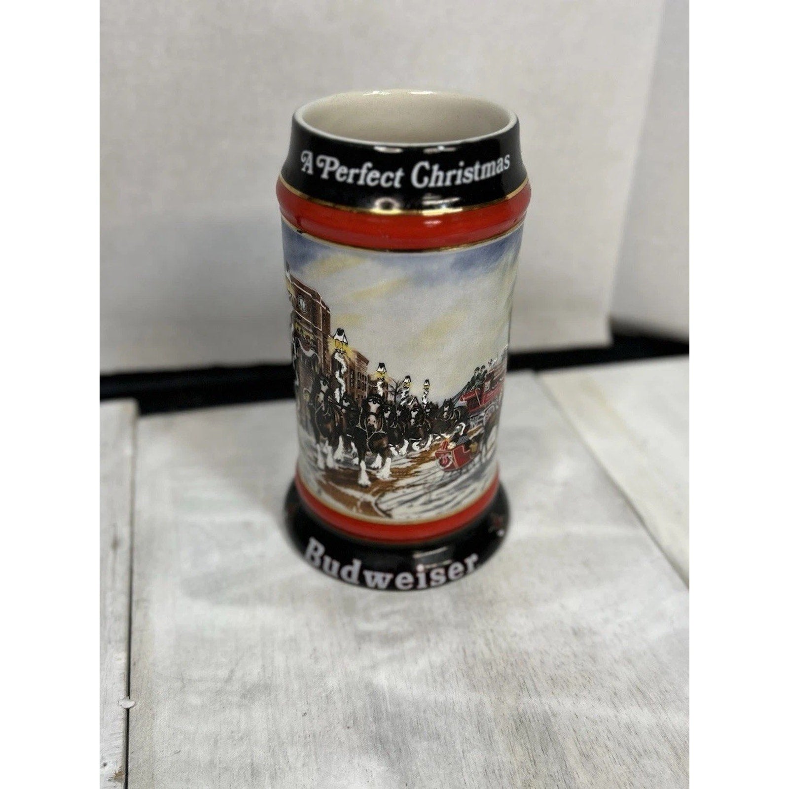 Ceramarte Budweiser 1992 CS167SE mug detail Holiday Christmas