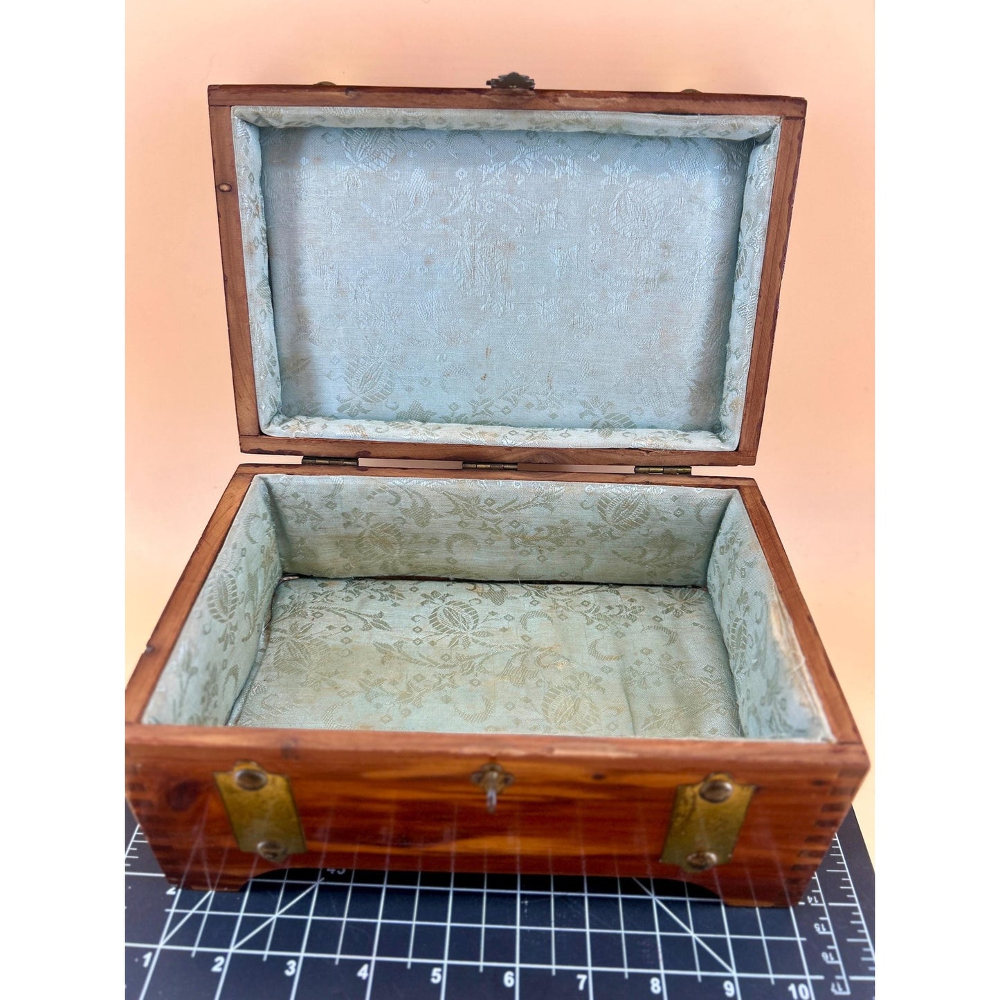 Antique Cedar Jewelry Box McGraw Box Co 1926 Patent Art Deco Cedar Keepsake Chest Vintage Wooden Jewelry Chest Dovetail Cedar Trinket Box