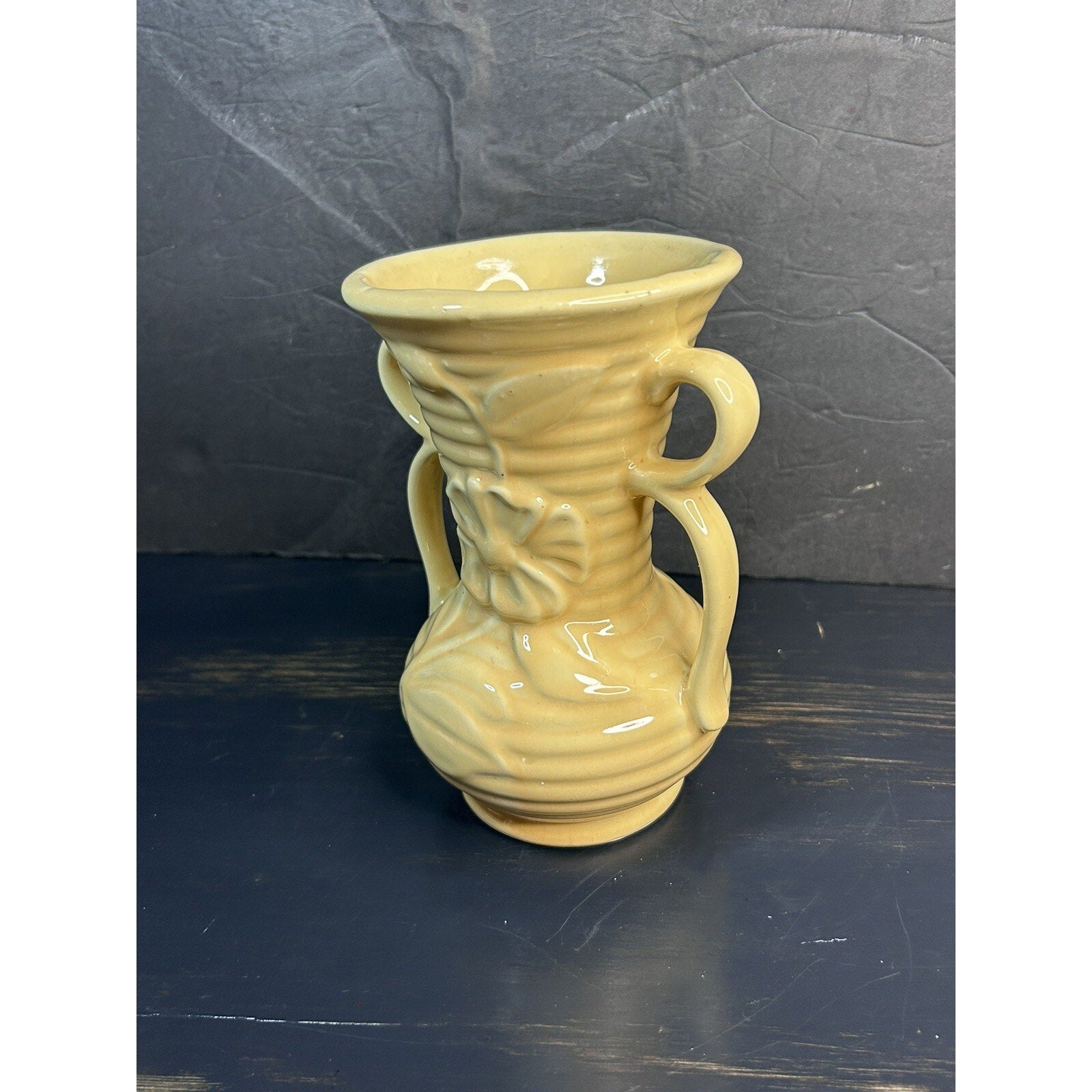 Vintage Shawnee USA pottery vase peach color natural light