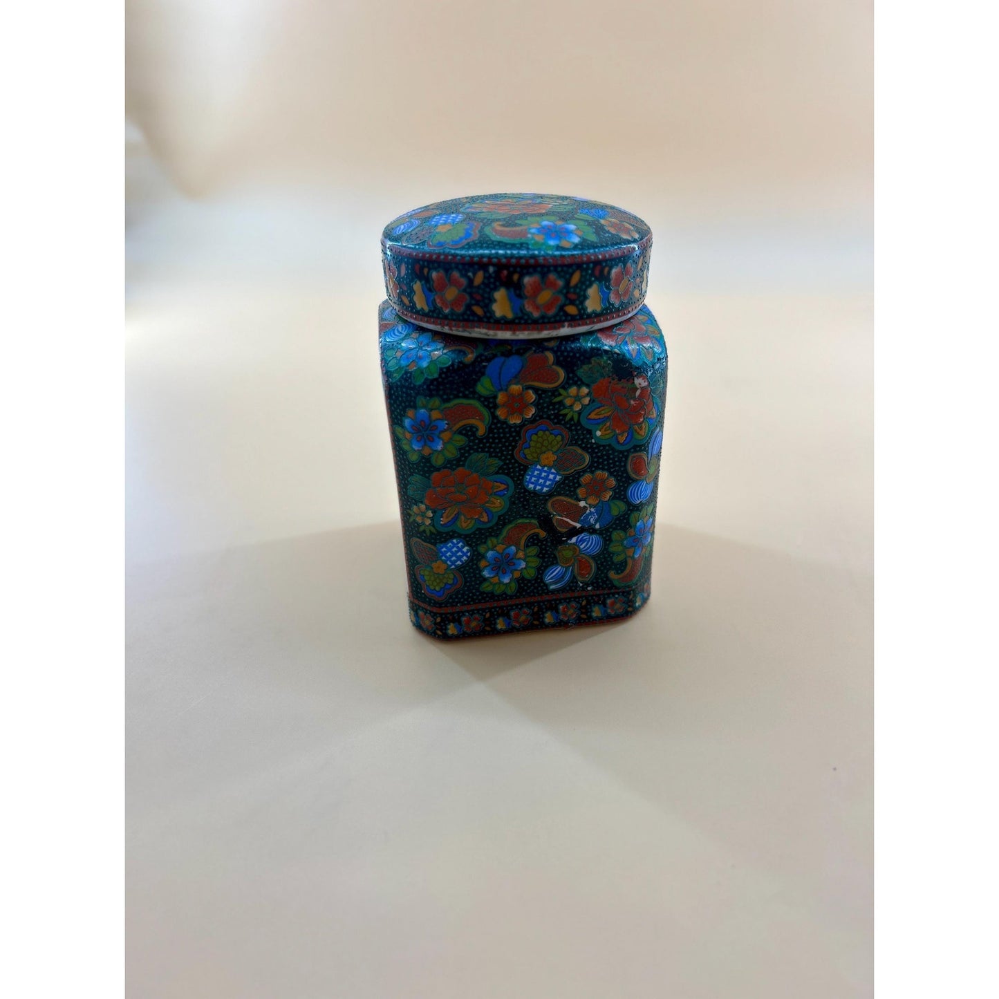 Vintage Japanese Kutani Ginger Jar w/ Geisha Scene Floral Enamel Lidded