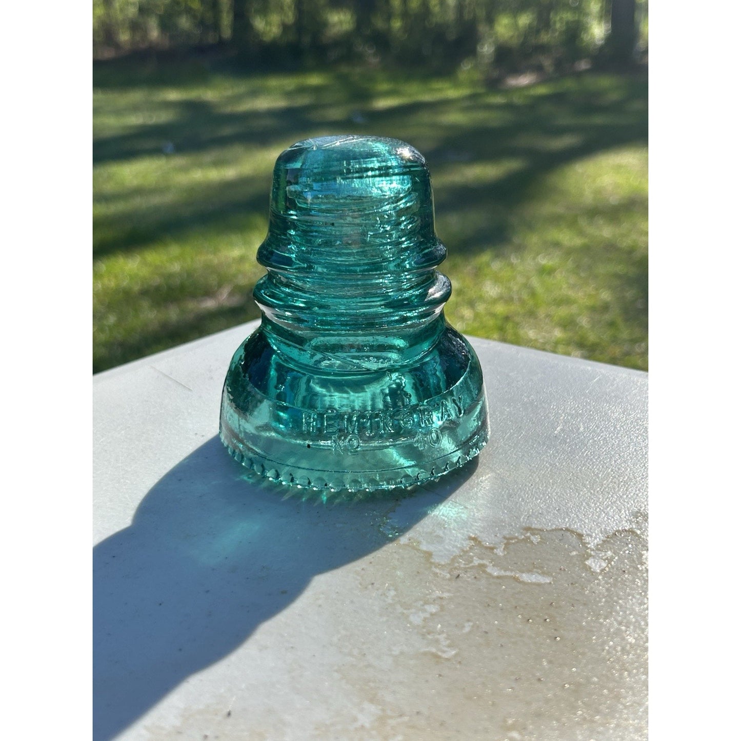 Aqua Hemingray 1893 petticoat insulator inner skirt threading detail