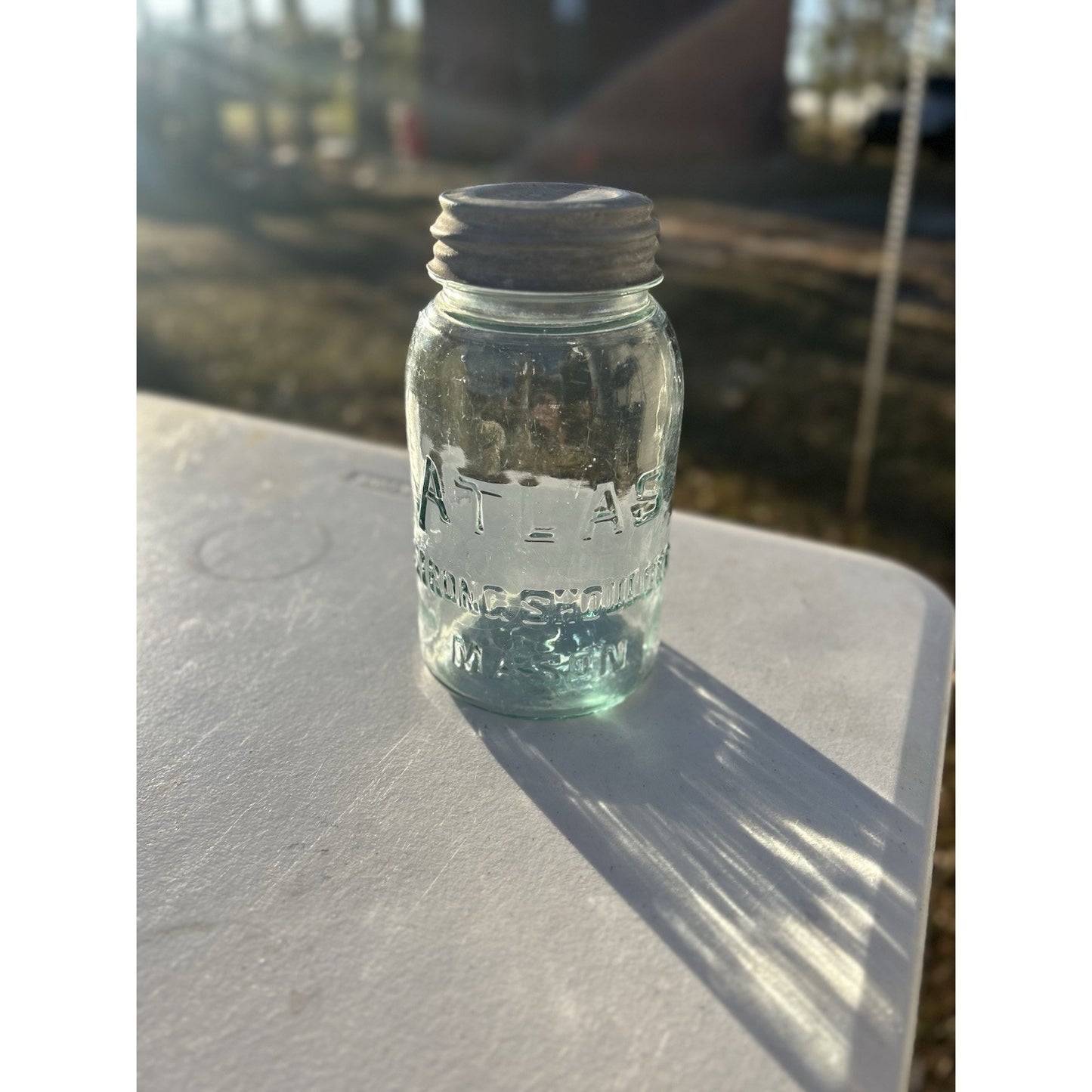 Antique Atlas Strong Shoulder Quart Canning Jar — Light Cornflower Blue — Seed Bubble Glass — Rare Color Variant
