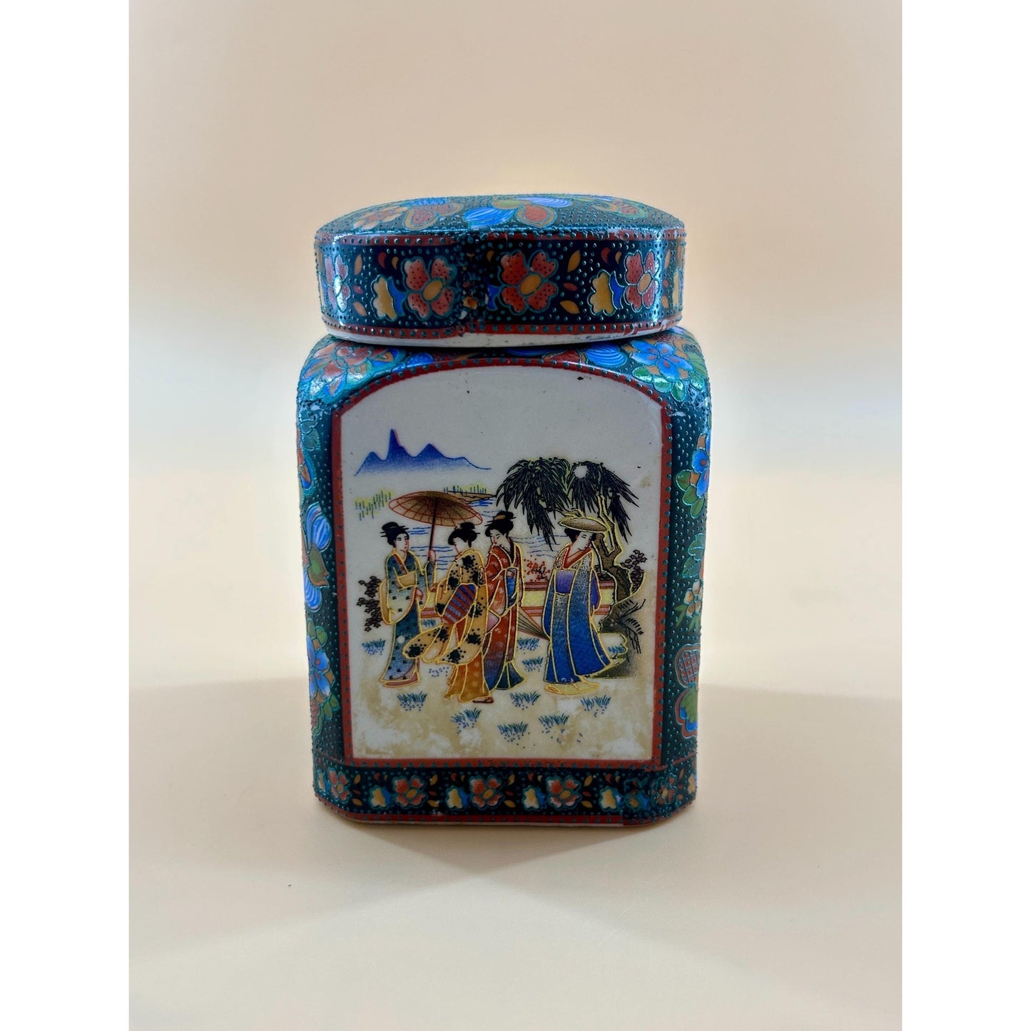 Vintage Japanese Kutani Ginger Jar w/ Geisha Scene Floral Enamel Lidded