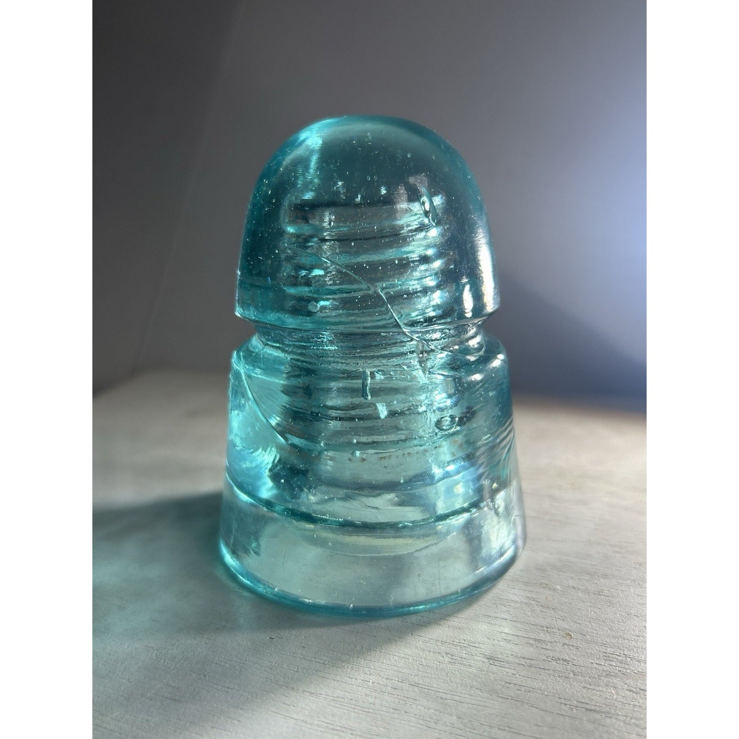 Gorgeous Vintage Ice Blue Brookfield CD 145 Beehive Glass Insulator . Great Cond