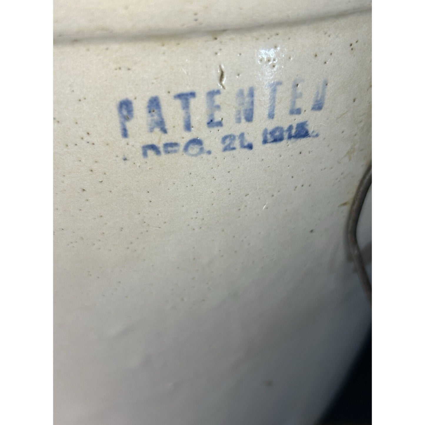 Antique Red Wing stoneware 10 gallon crock rim condition detail