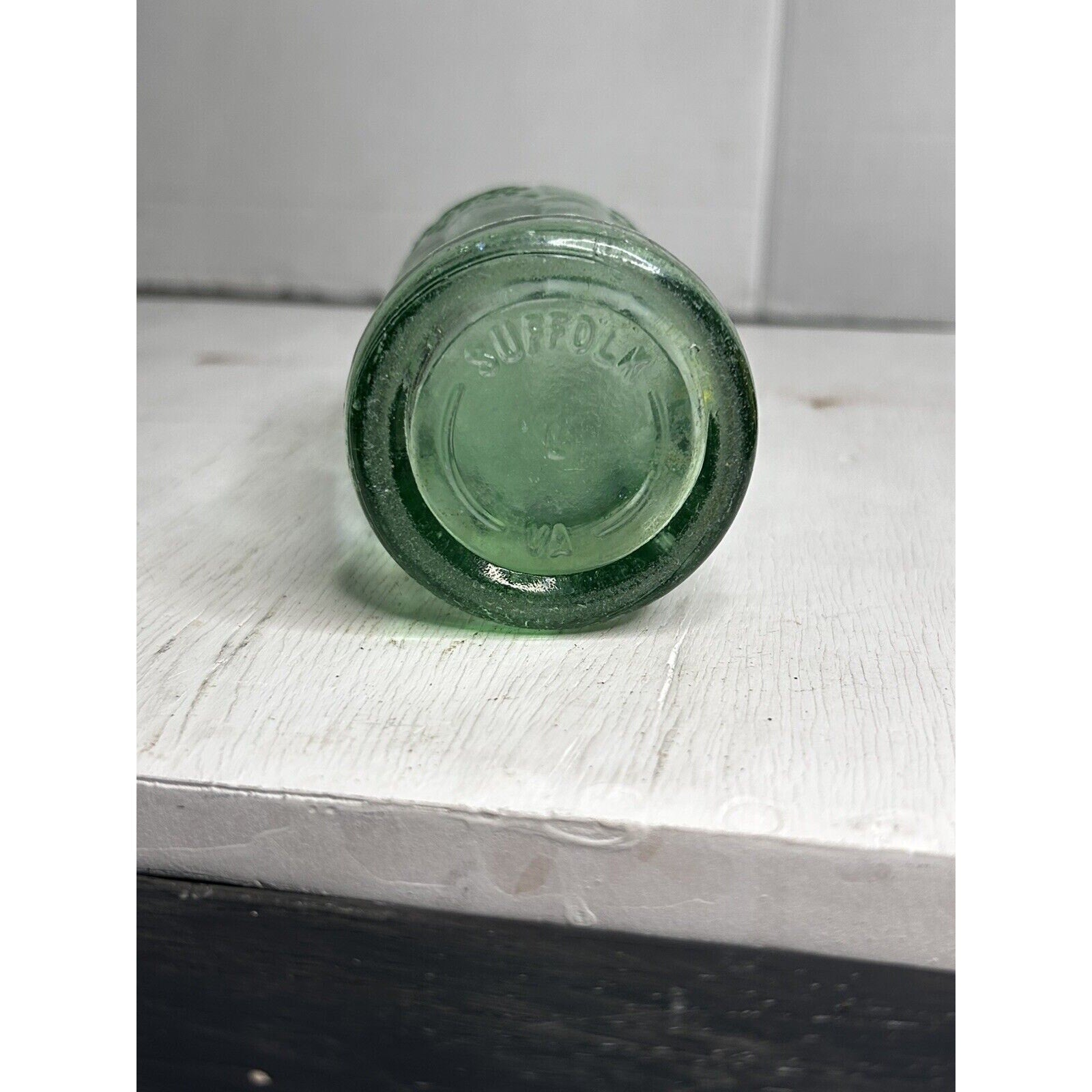 Vintage 1959 Coke Suffolk VA 6.5oz bottle base mark