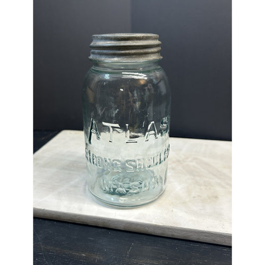 Vintage Cornflower Blue Atlas Strong Shoulder Mason Jar 1 Qt w/ Zinc Lid. Rare!