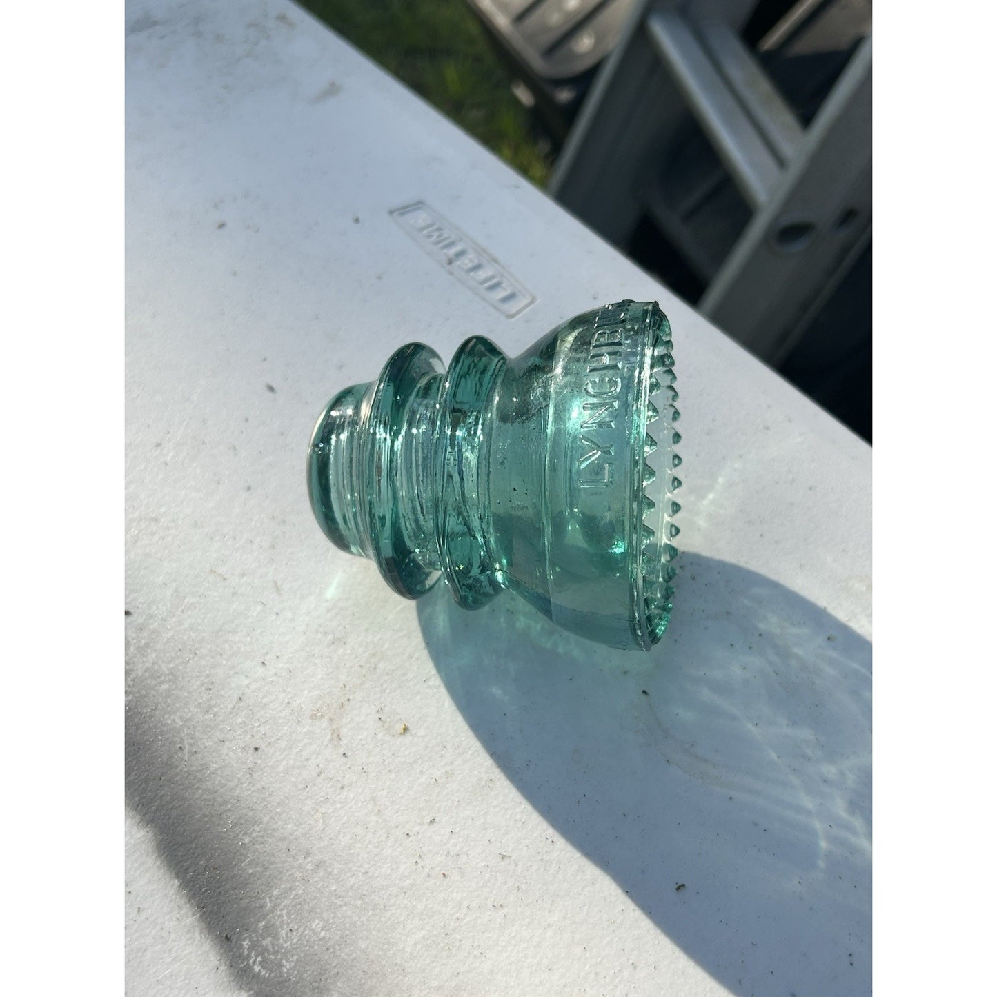 Vintage Lynchburg ice blue glass insulator CD 154 crown top