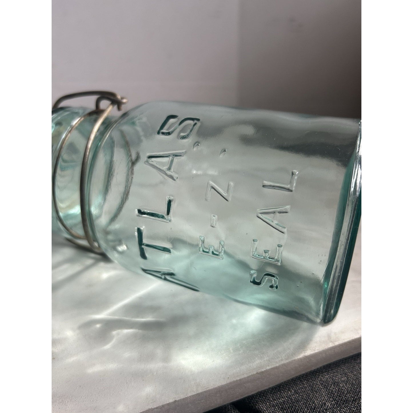 Vintage Atlas E-Z Seal Quart Jar Light Blue w/ Original Lid & Wire Bail – 1930s