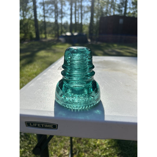 Hemingray Petticoat aqua glass insulator Patent May 2 1893 side