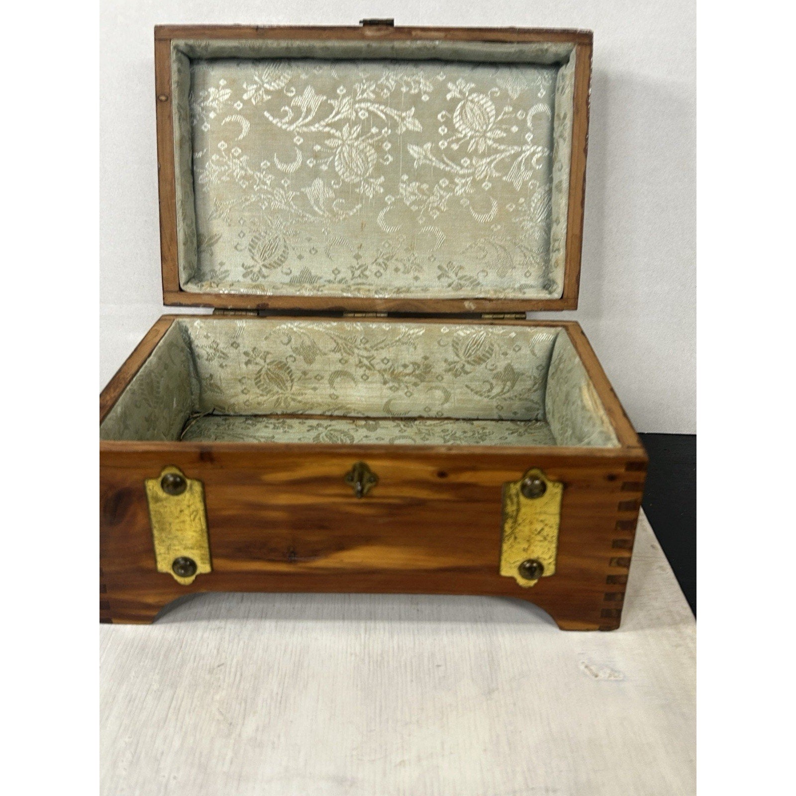McGraw Box 1926 patented jewelry chest overall condition
