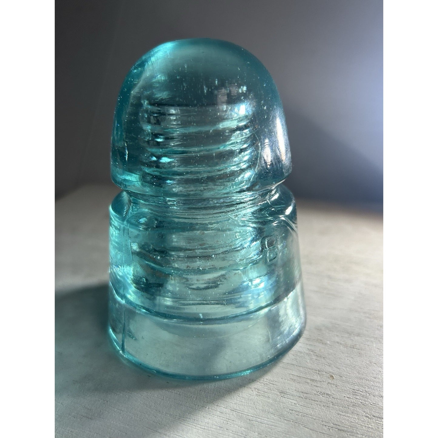 Gorgeous Vintage Ice Blue Brookfield CD 145 Beehive Glass Insulator . Great Cond