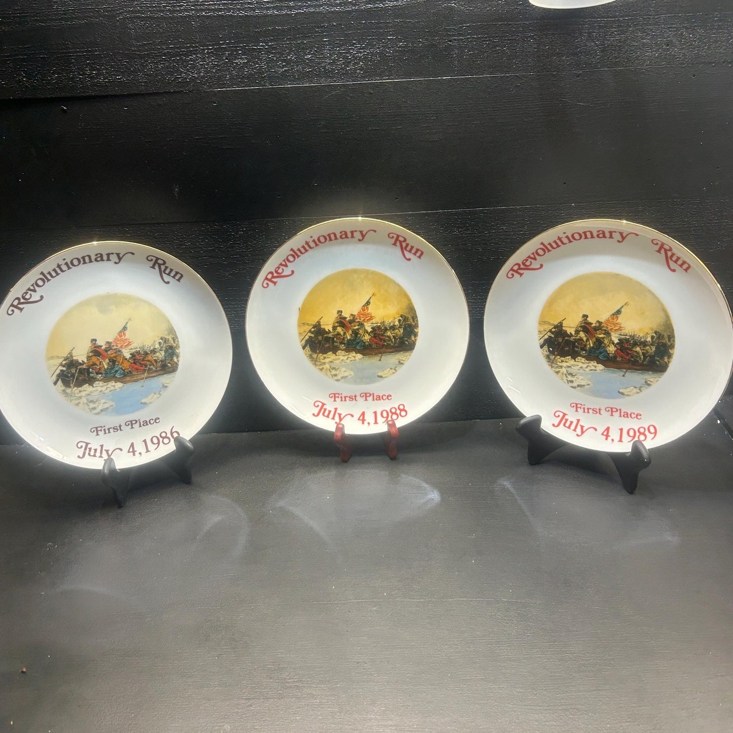 Revolutionary Run Plates Set 1986 1988 1989 – Washington Crossing the Delaware – July 4th Commemorative Patriotic Collectibles. America