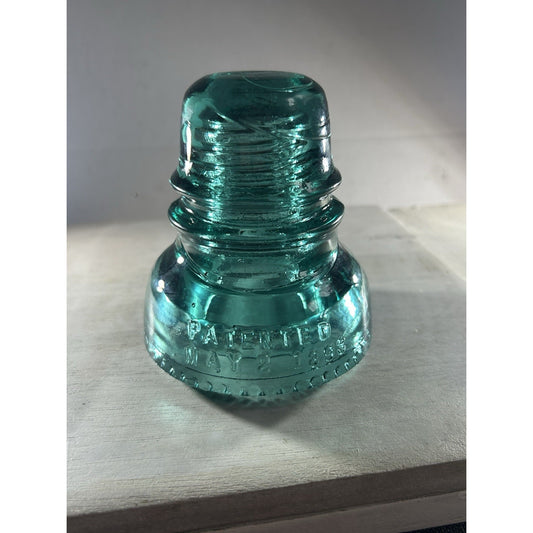Hemingray 40 Insulator CD 152 Aqua – PATENTED MAY 2 1893 – Vintage Glass. WOW!