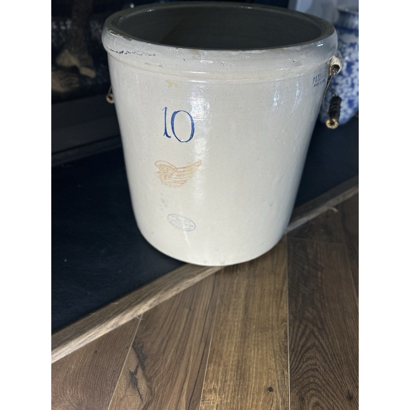 Red Wing pottery 10 gallon crock farmhouse display interior view