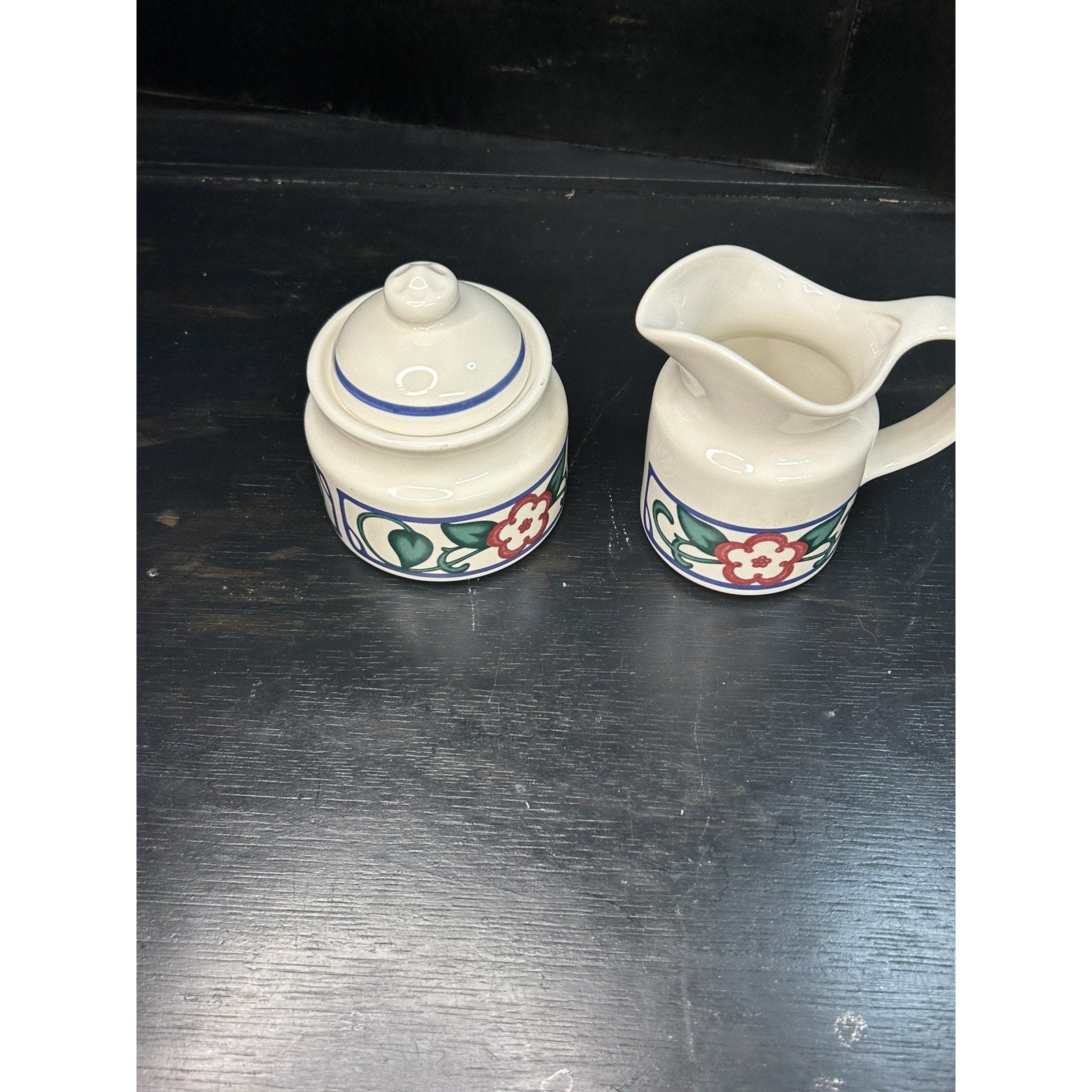Vintage Pfaltzgraff Arbor Vine creamer base mark detail