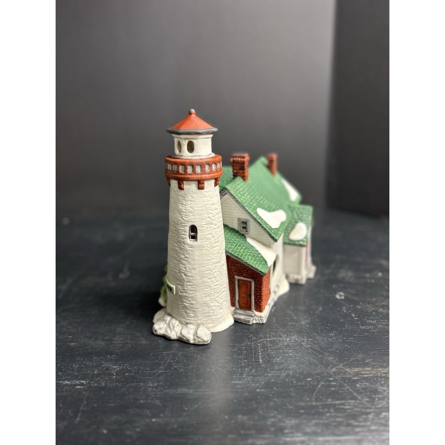Dept 56 Craggy Cove Lighthouse 1987 New England Village Christmas Light House
